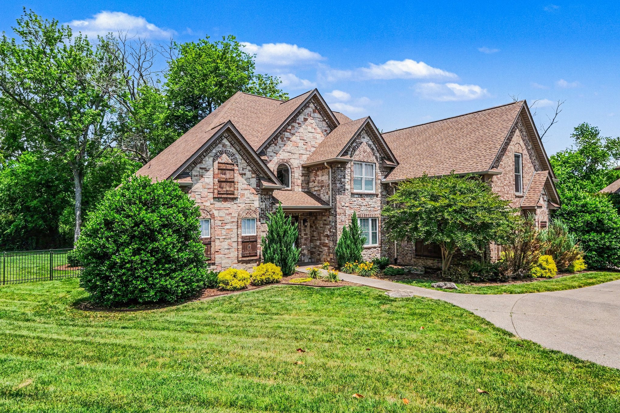 3005 Trawler Ct, Spring Hill, TN 37174