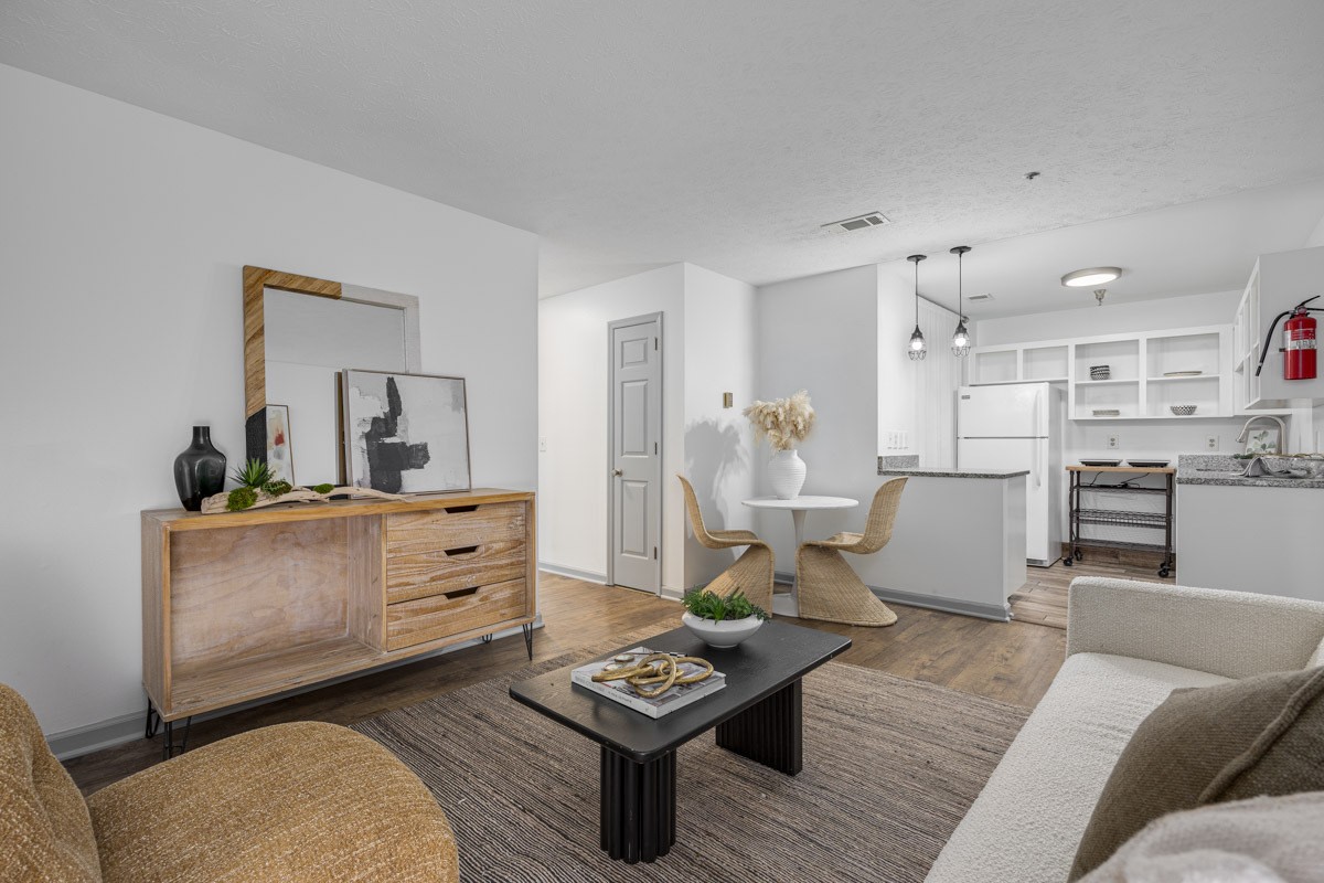 1808 State St #113, Nashville, TN 37203