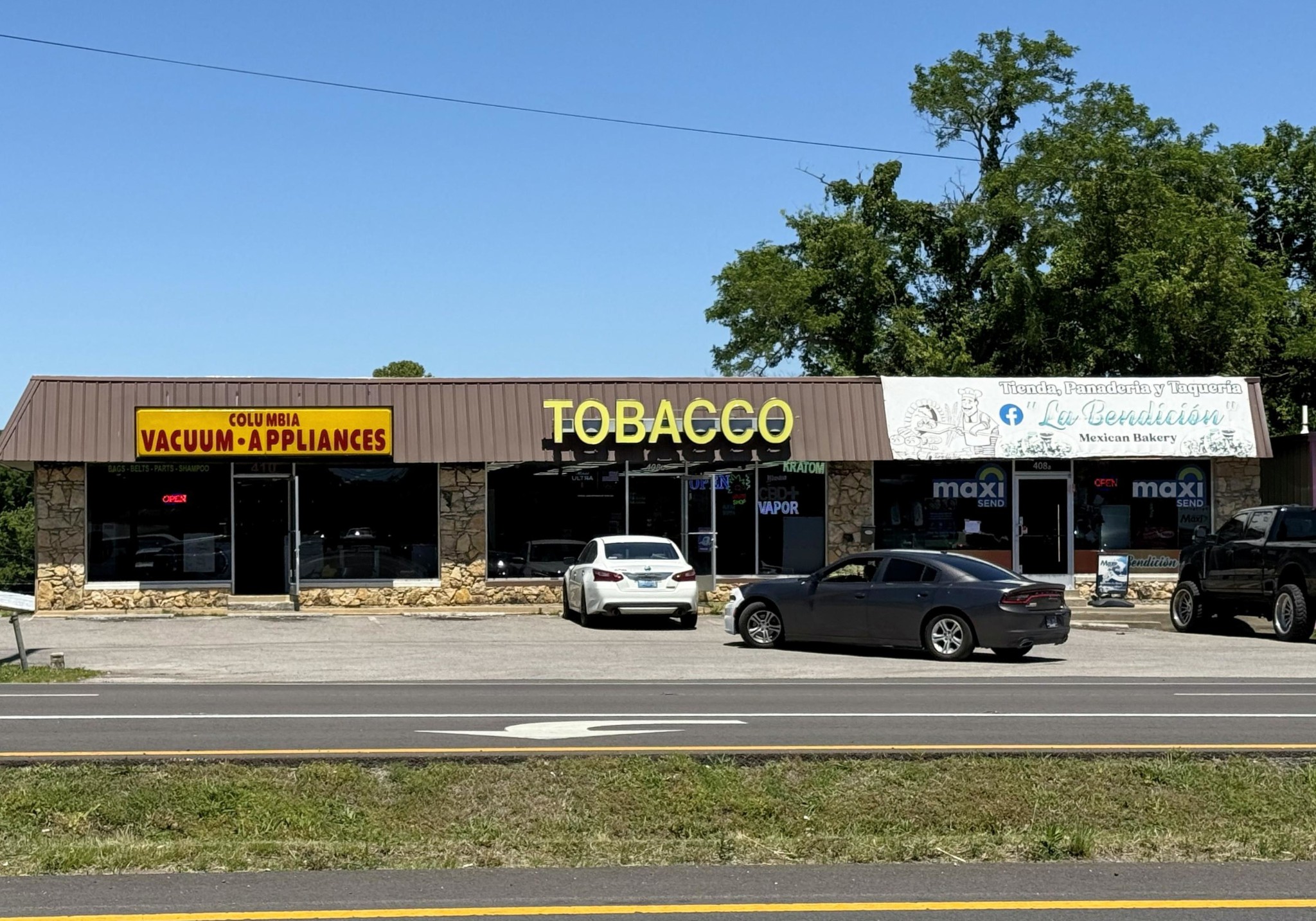 410 S James M Campbell Blvd, Columbia, TN 38401