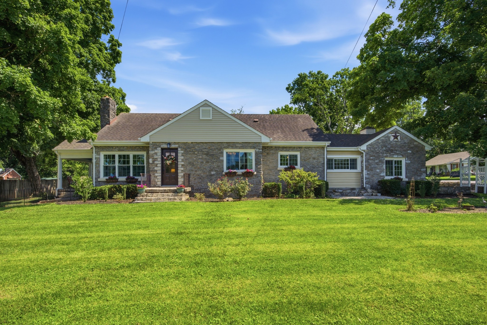 309 E Eastland St, Gallatin, TN 37066