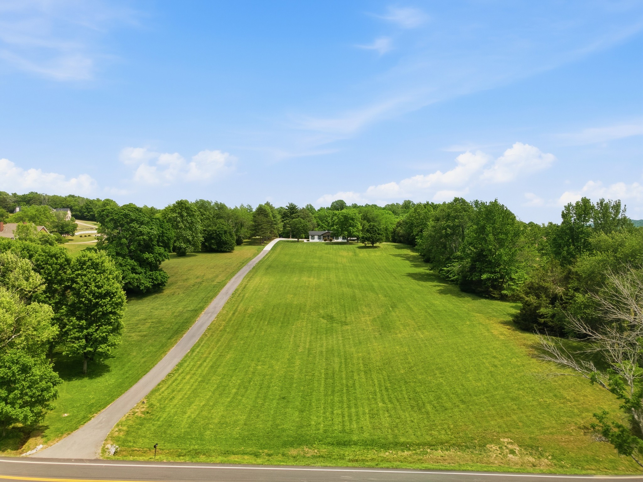 6716 Cool Springs Rd, Thompsons Station, TN 37179