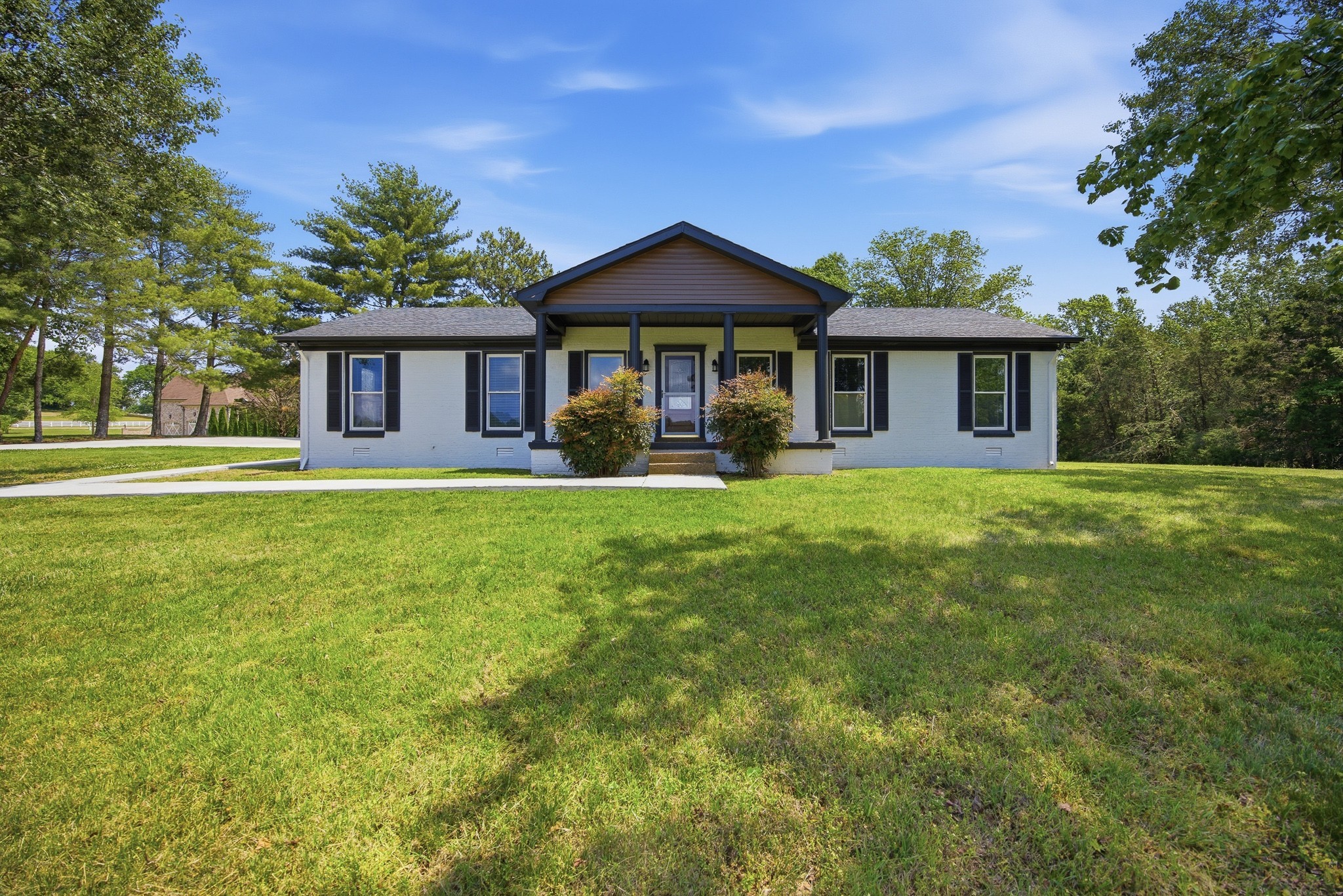 6716 Cool Springs Rd, Thompsons Station, TN 37179