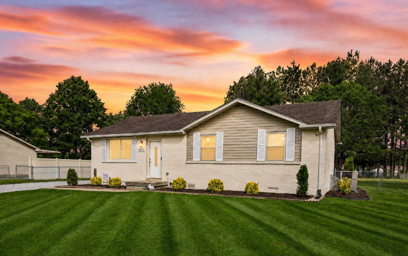 8042 Westfield Dr, Murfreesboro, TN 37129