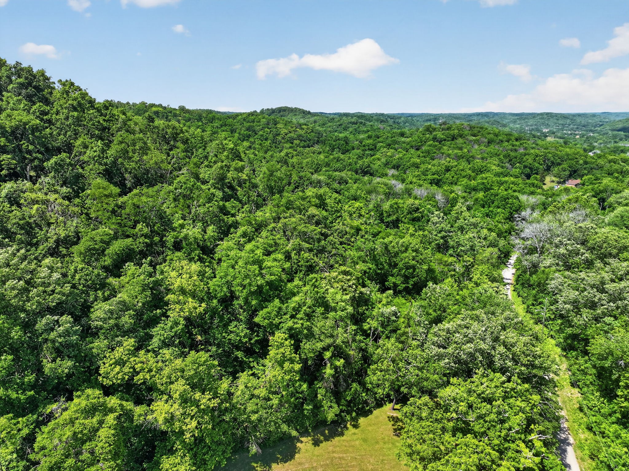 3717 Homeland Dr, Nashville, TN 37218