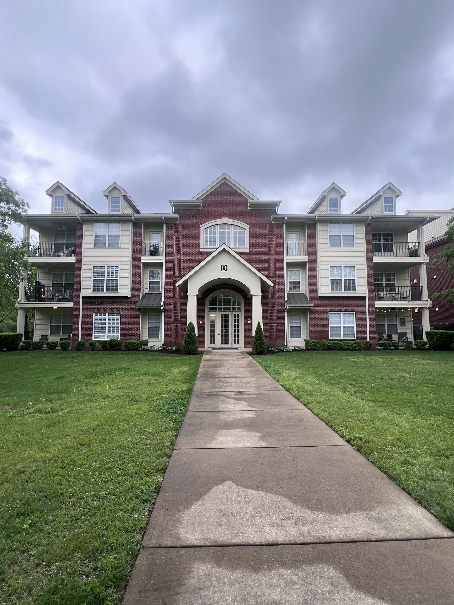 3201 Aspen Grove Dr #D3, Franklin, TN 37067