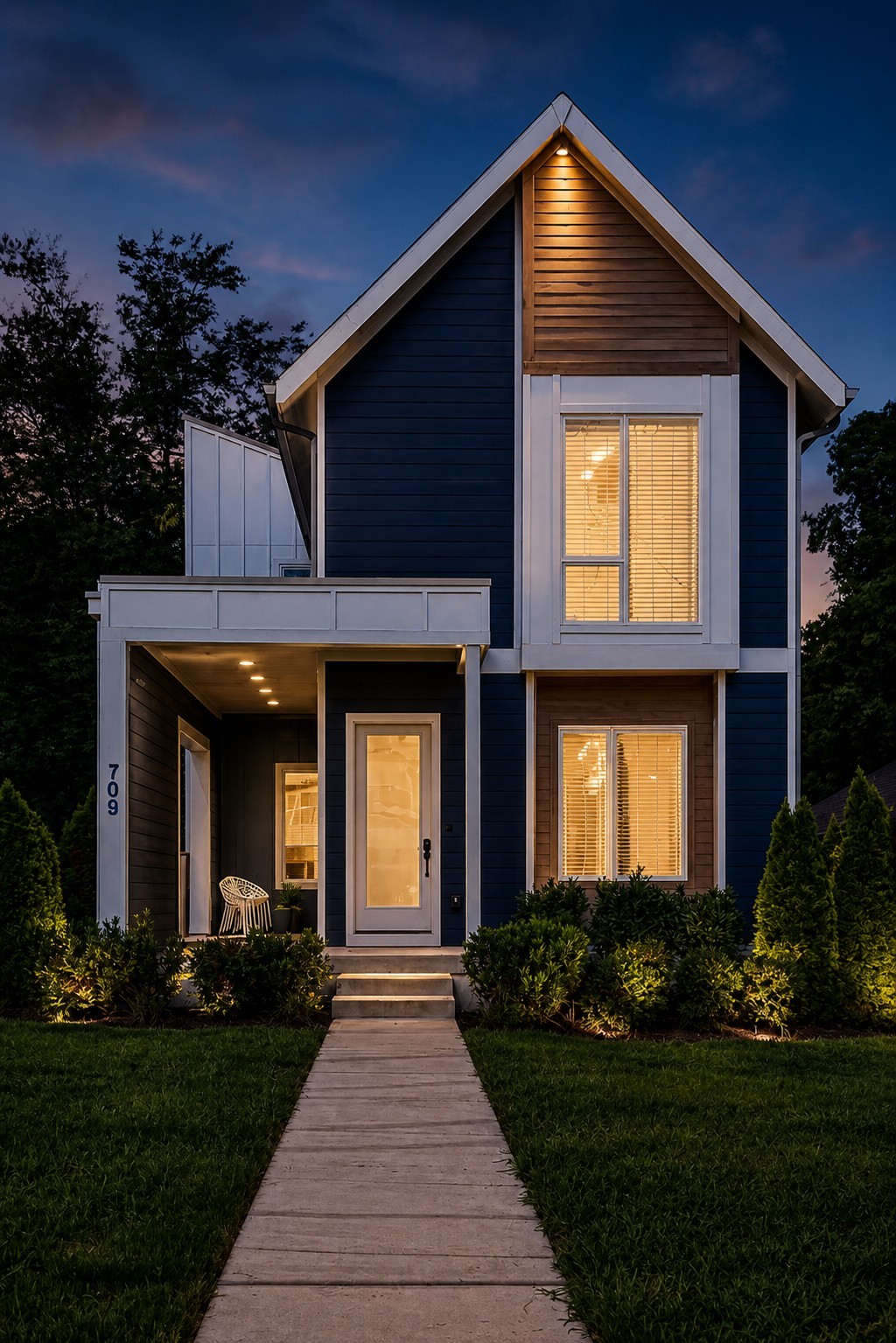 709 28th Ave N, Nashville, TN 37208