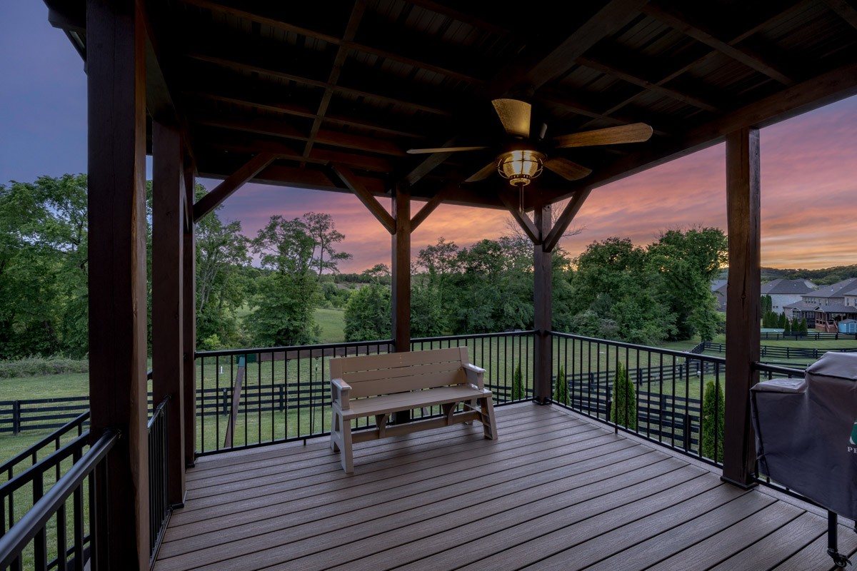 6681 Edgemore Dr, College Grove, TN 37046