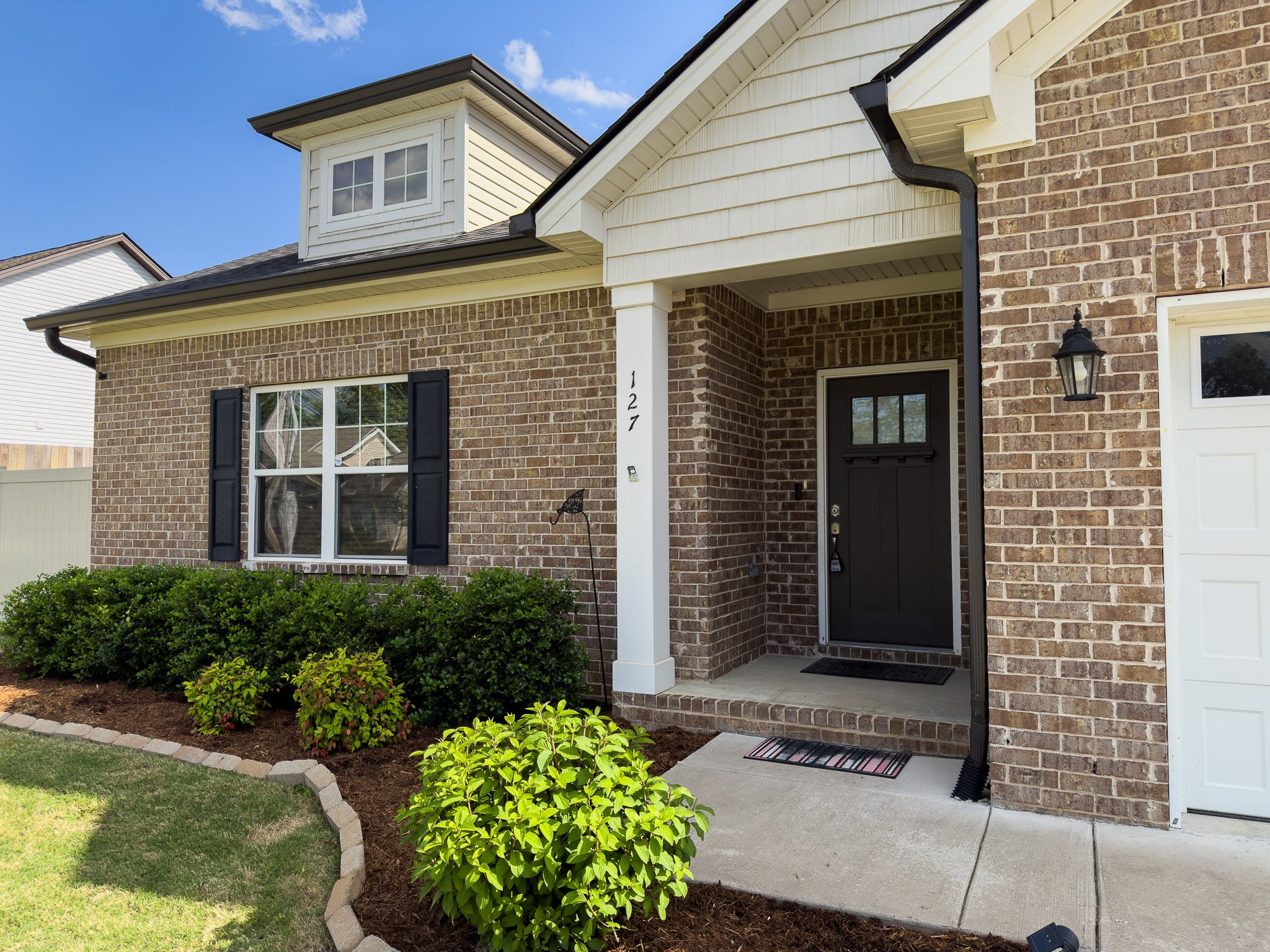 127 Bell Cir, White Bluff, TN 37187
