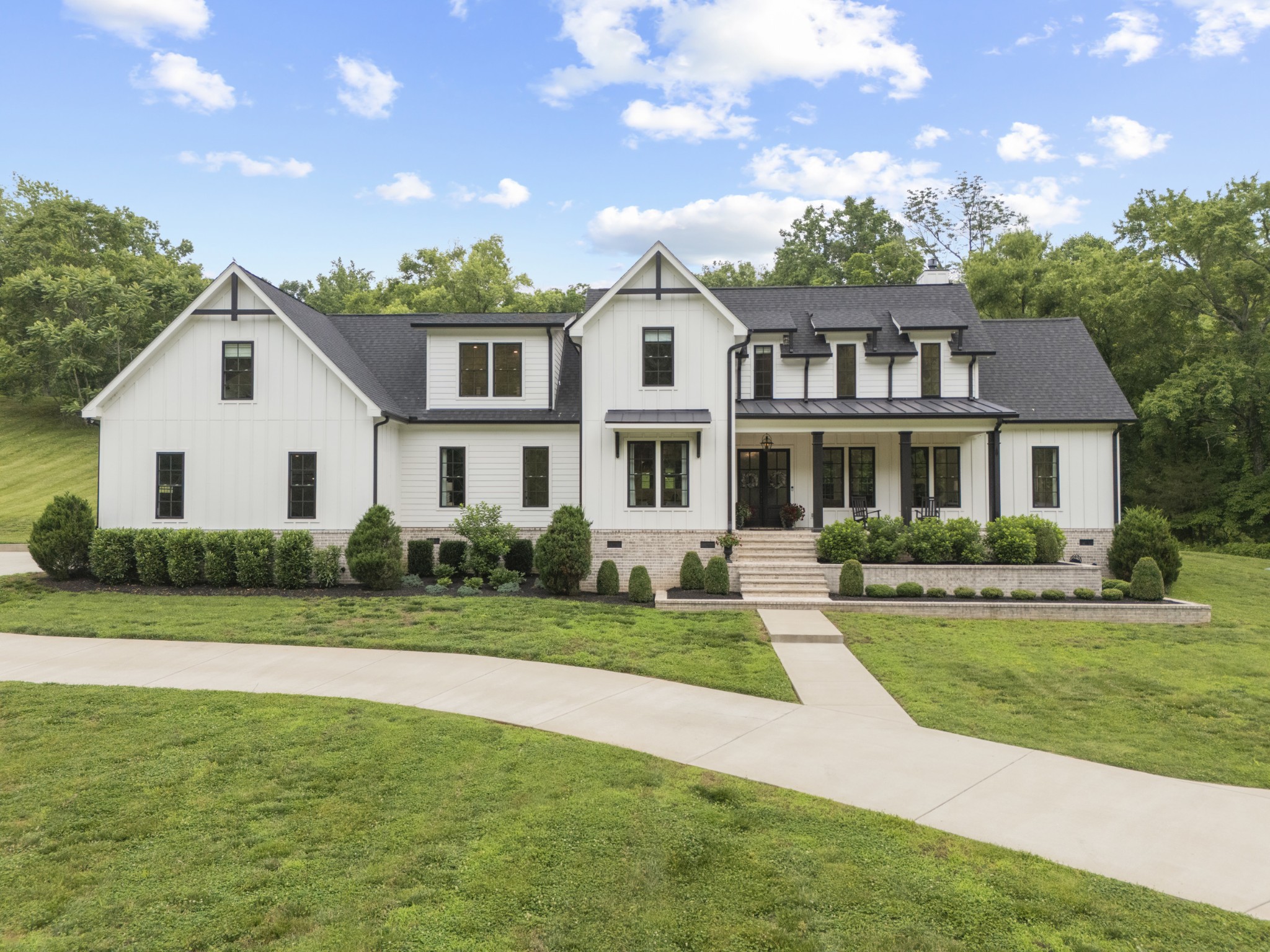 835 Hogans Branch Rd, Hendersonville, TN 37075