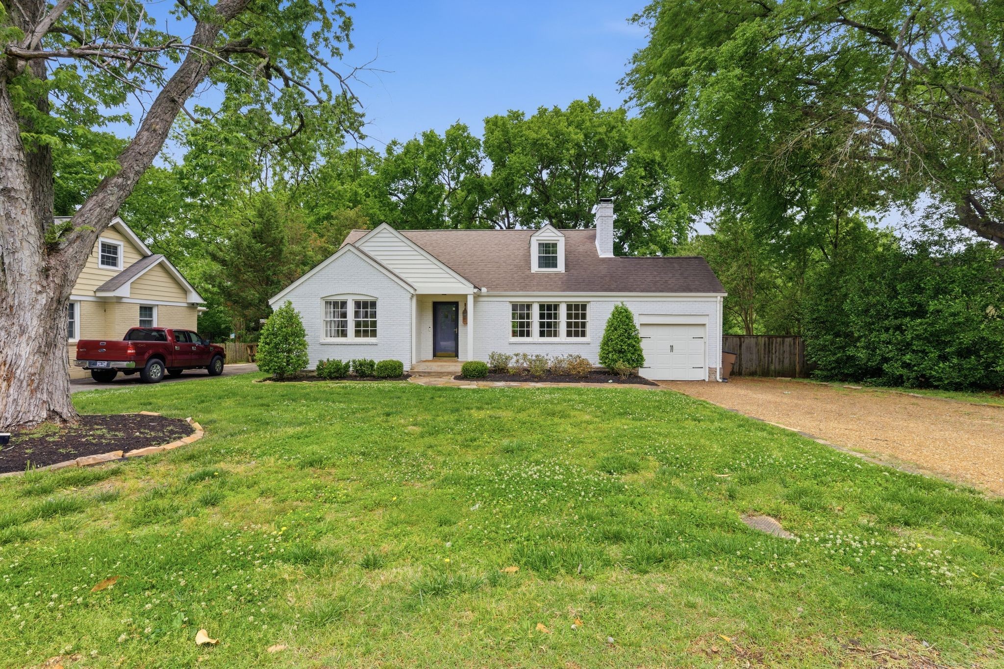 1116 Belvidere Dr, Nashville, TN 37204