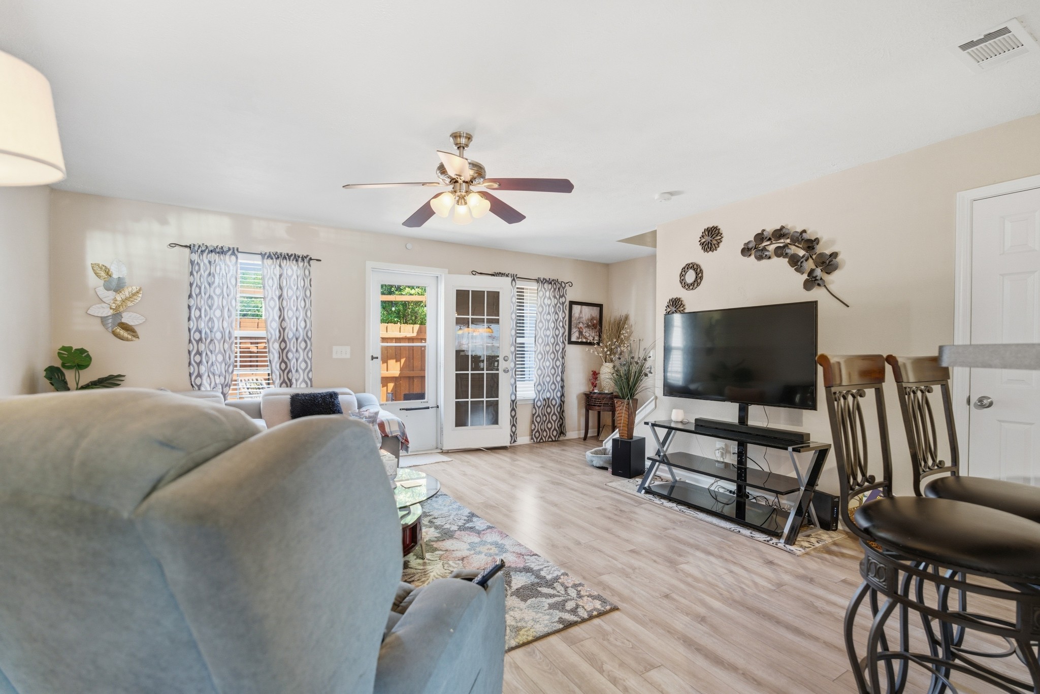 3134 George Buchanan Dr, La Vergne, TN 37086