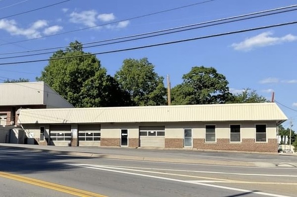 3604 Highway 48 N, Charlotte, TN 37036