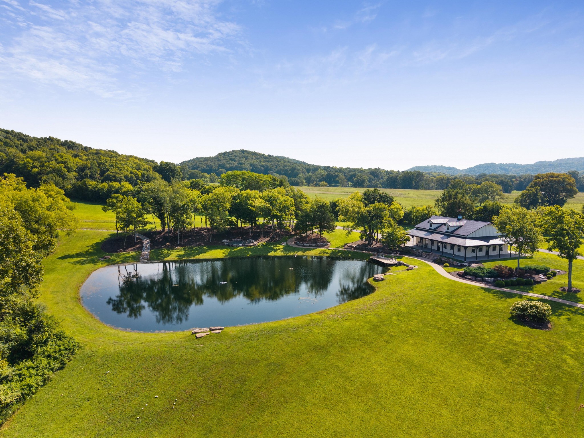 4810 Scenic Oaks Ln, Thompsons Station, TN 37179