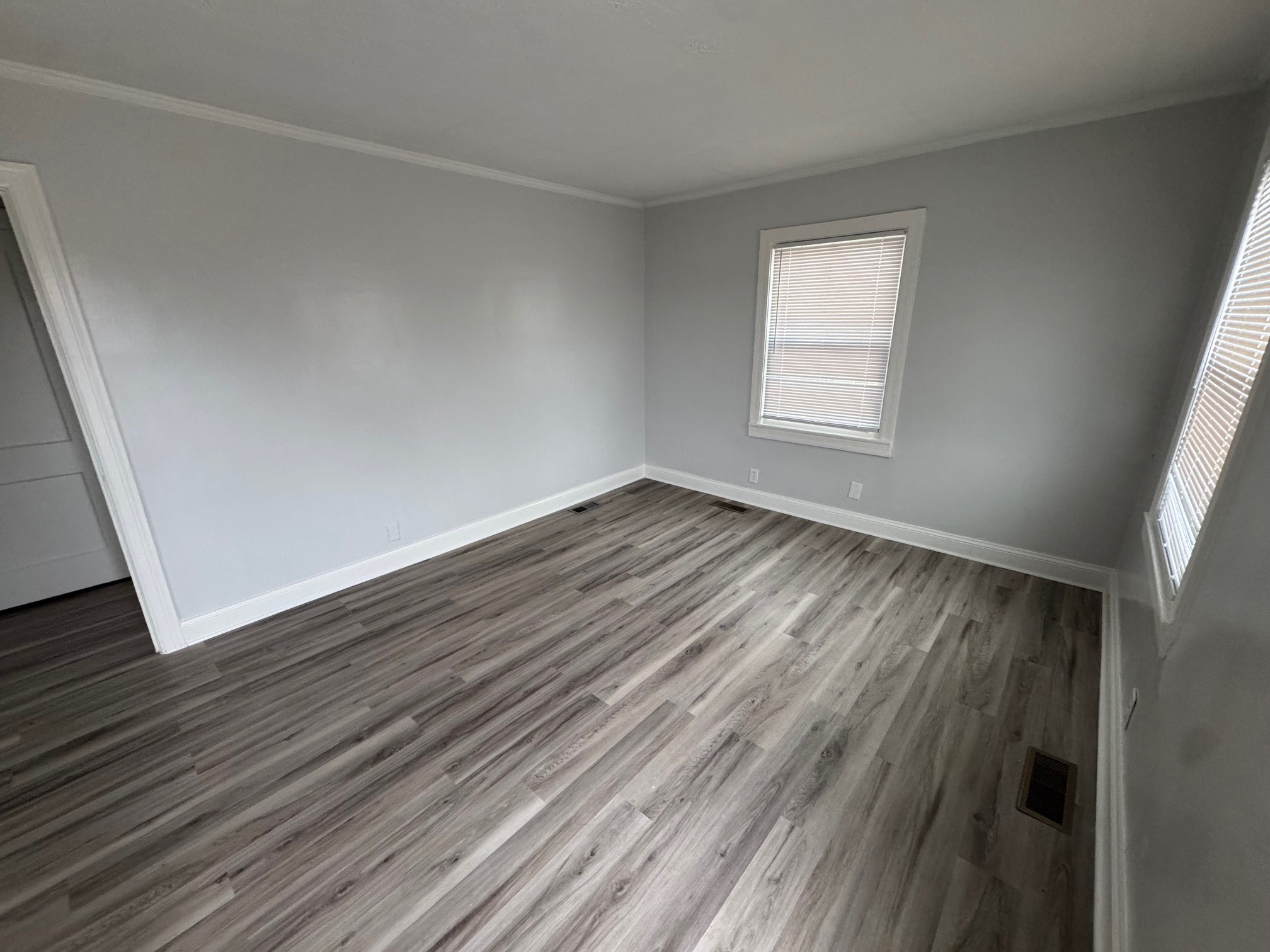 2421 Grover St, Nashville, TN 37207