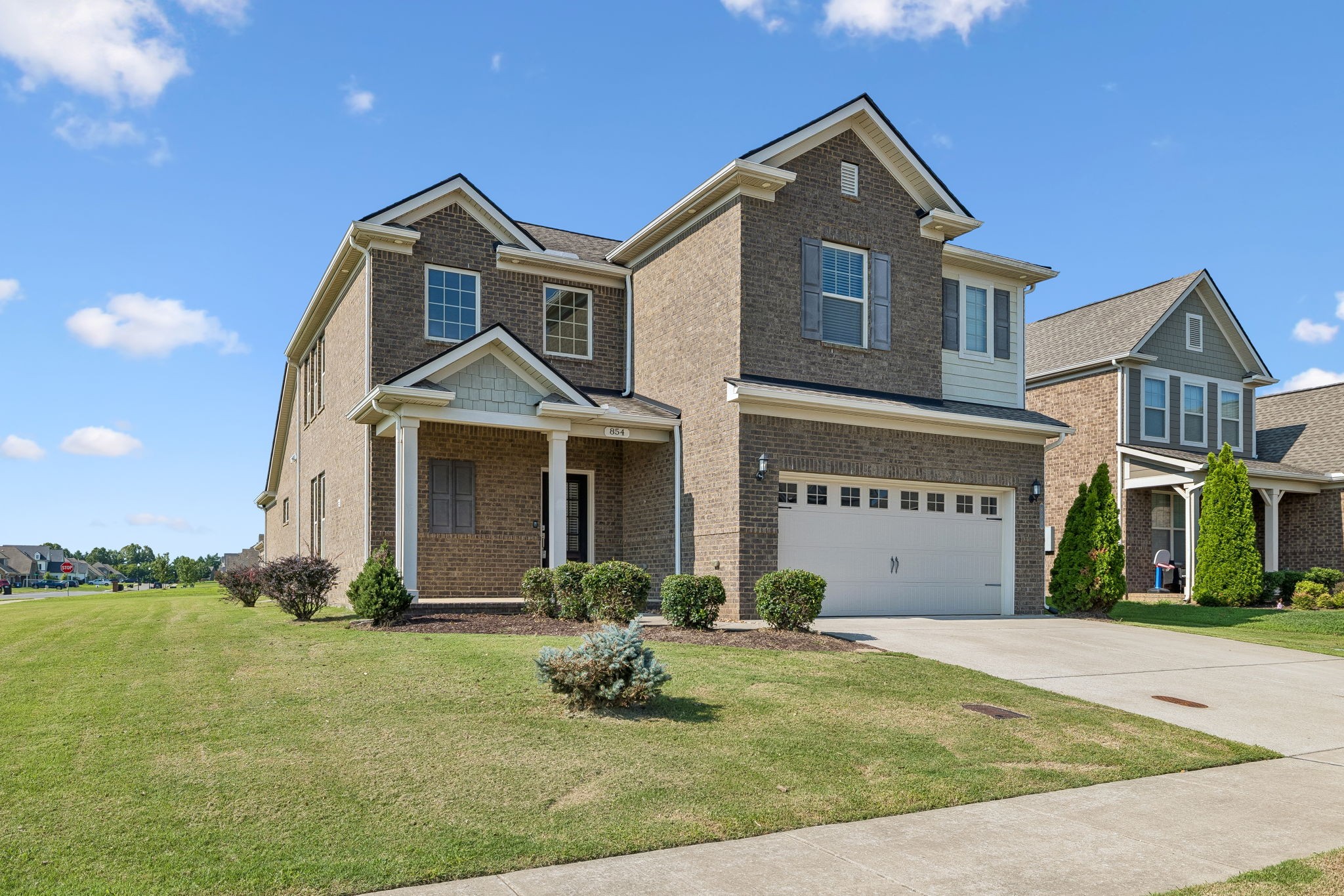 854 Sapphire Dr, Murfreesboro, TN 37128