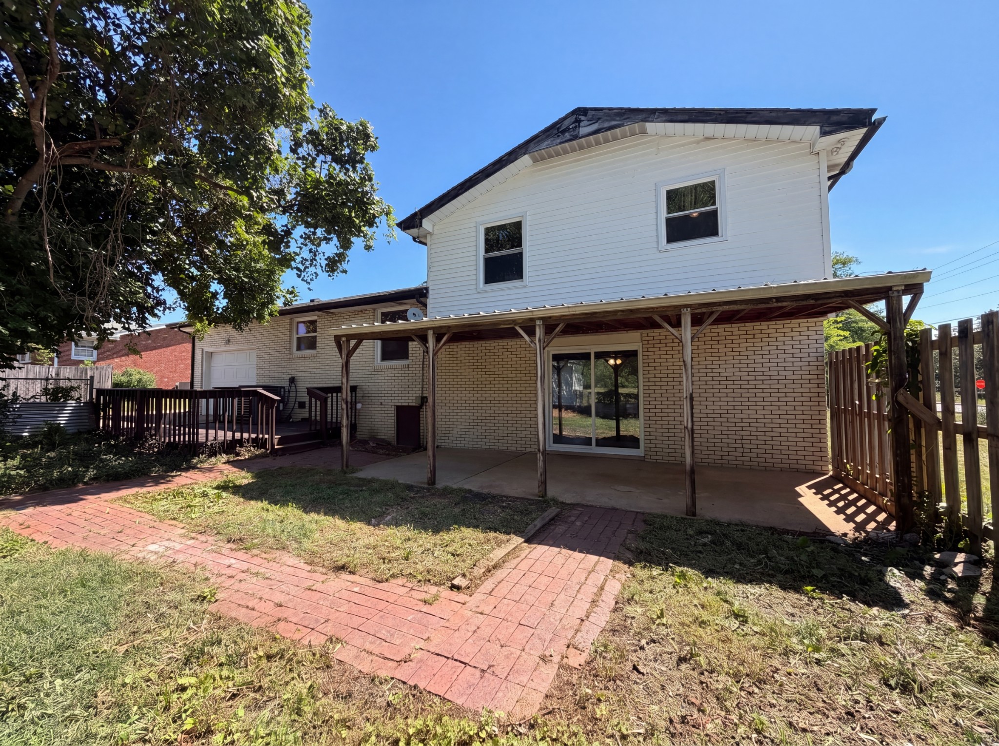 105 Ivy Dr, Hendersonville, TN 37075