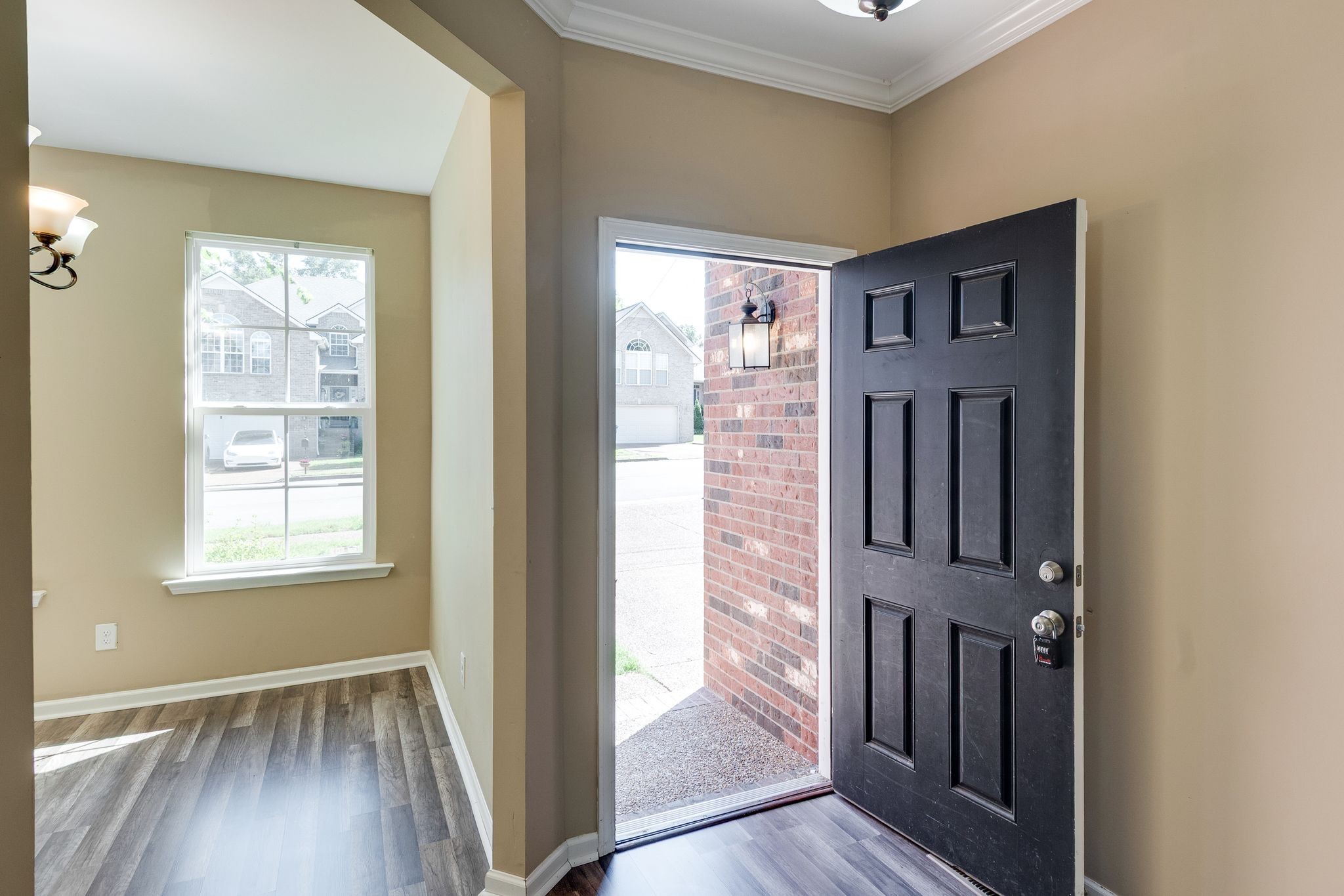 6513 Sunnywood Dr, Nashville, TN 37211