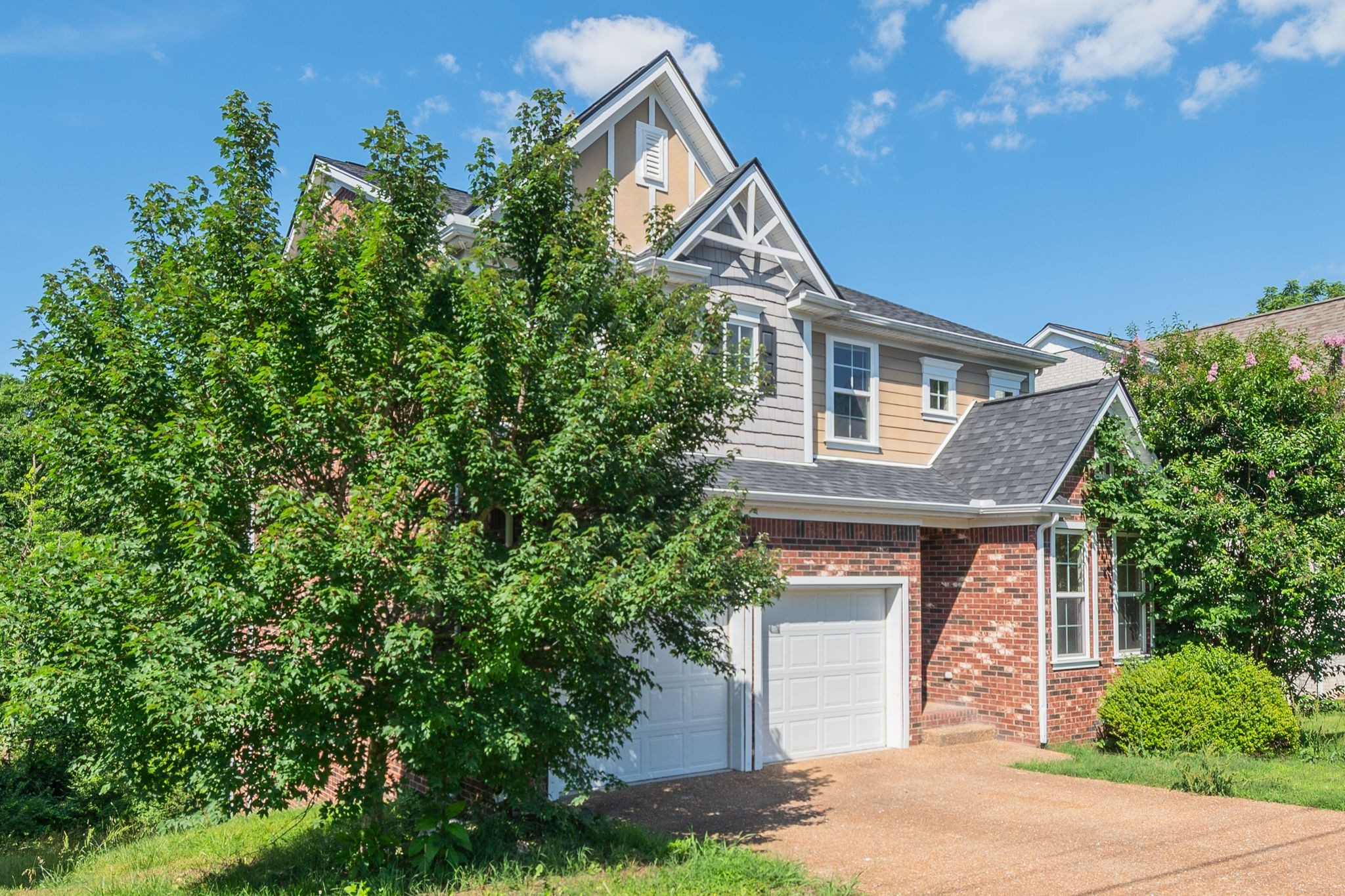 6513 Sunnywood Dr, Nashville, TN 37211
