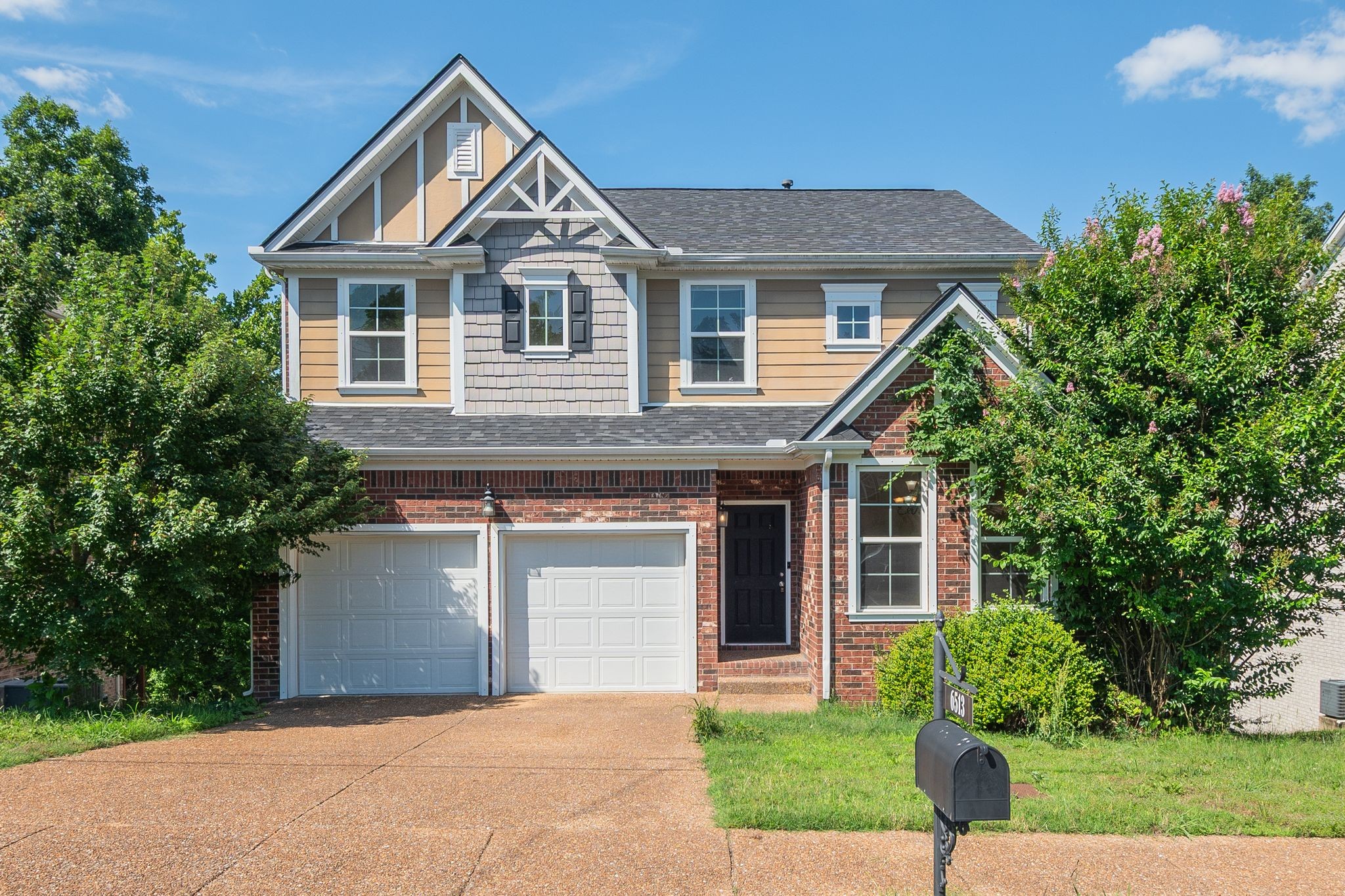 6513 Sunnywood Dr, Nashville, TN 37211
