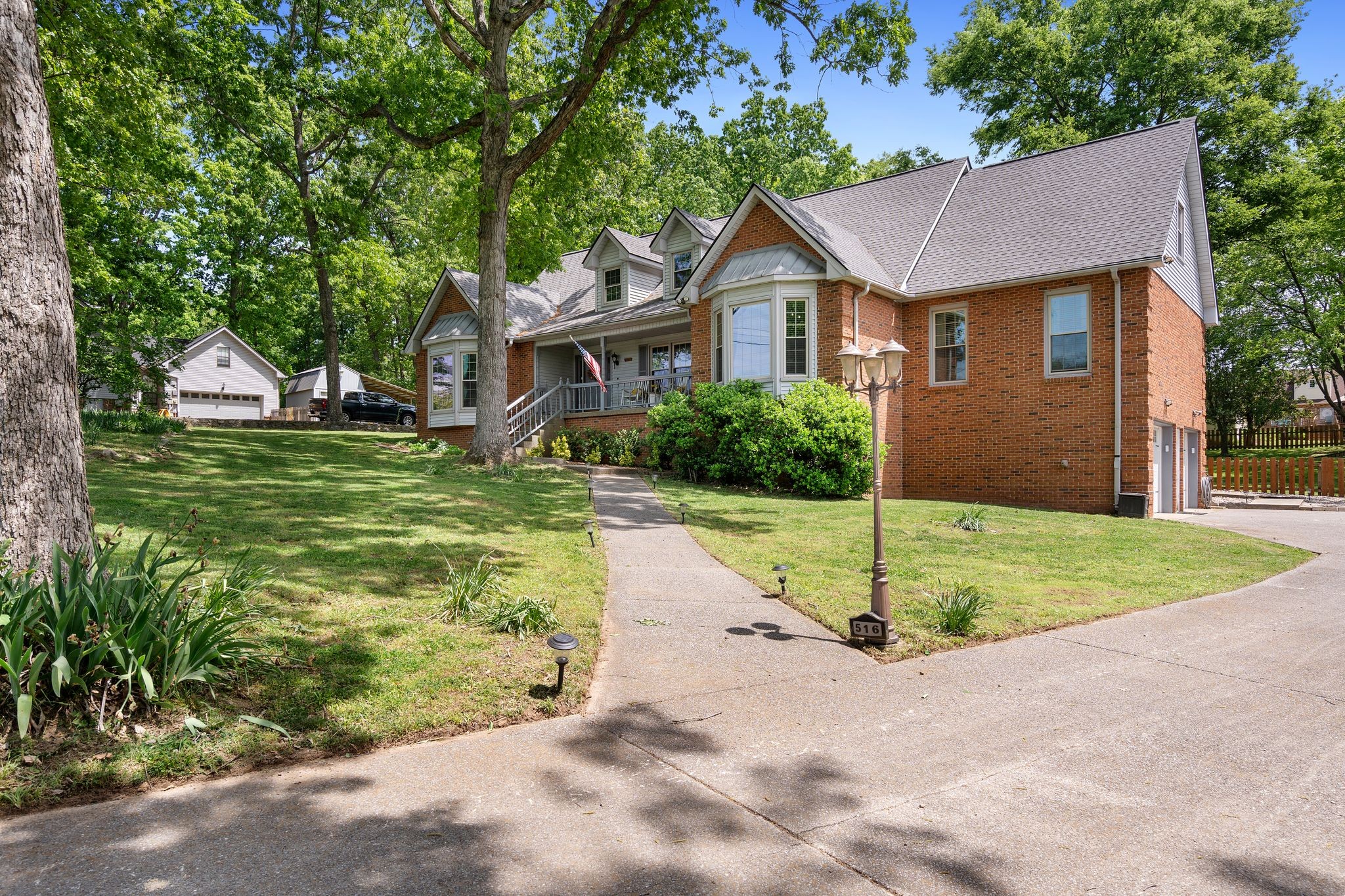 516 Tyler Ct, Cottontown, TN 37048