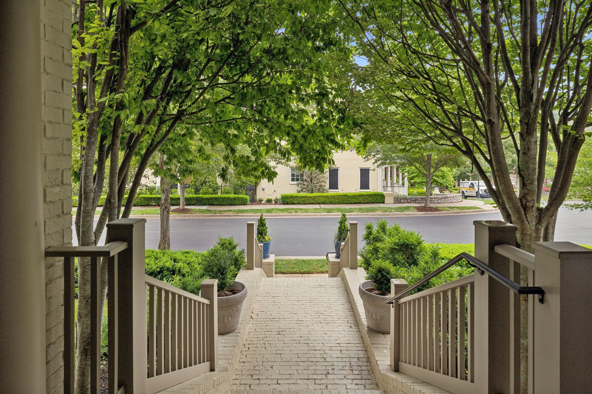 1025 Falling Leaf Cir, Brentwood, TN 37027