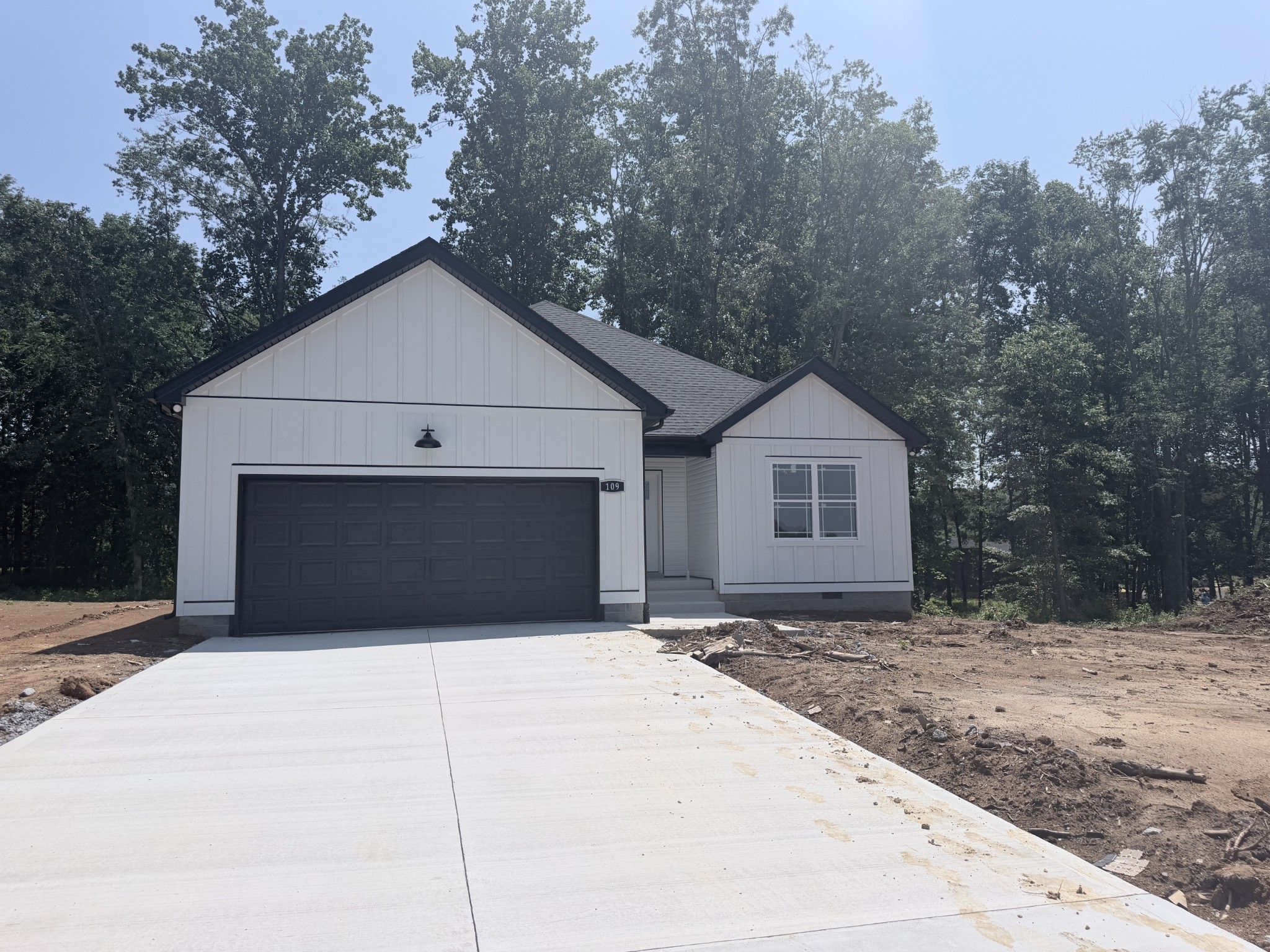 109 Morgan Ln, Dickson, TN 37055