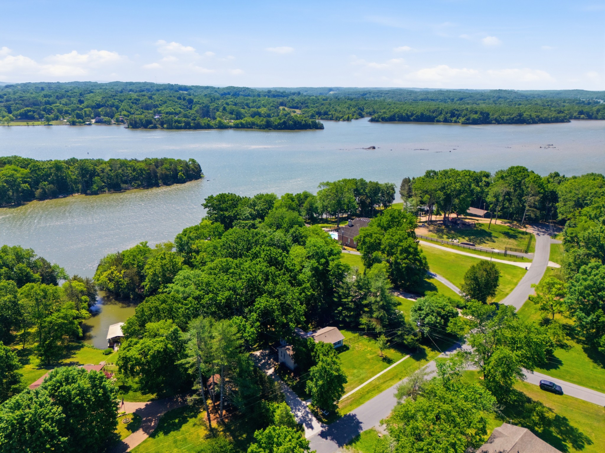 224 Sunset Island Trl, Gallatin, TN 37066