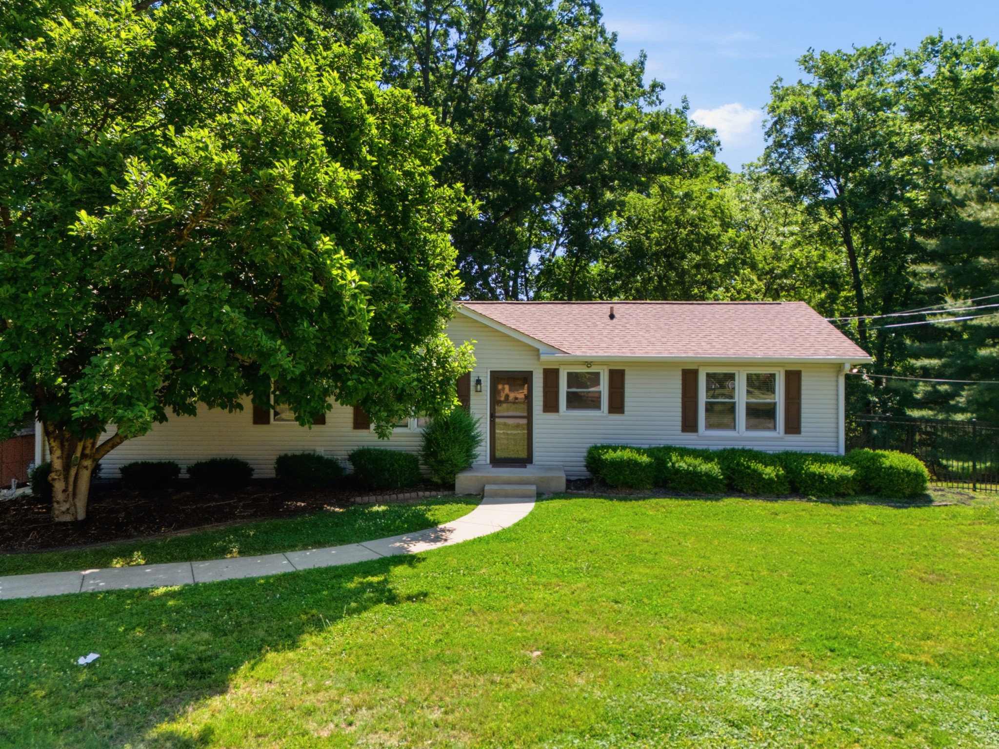 224 Sunset Island Trl, Gallatin, TN 37066