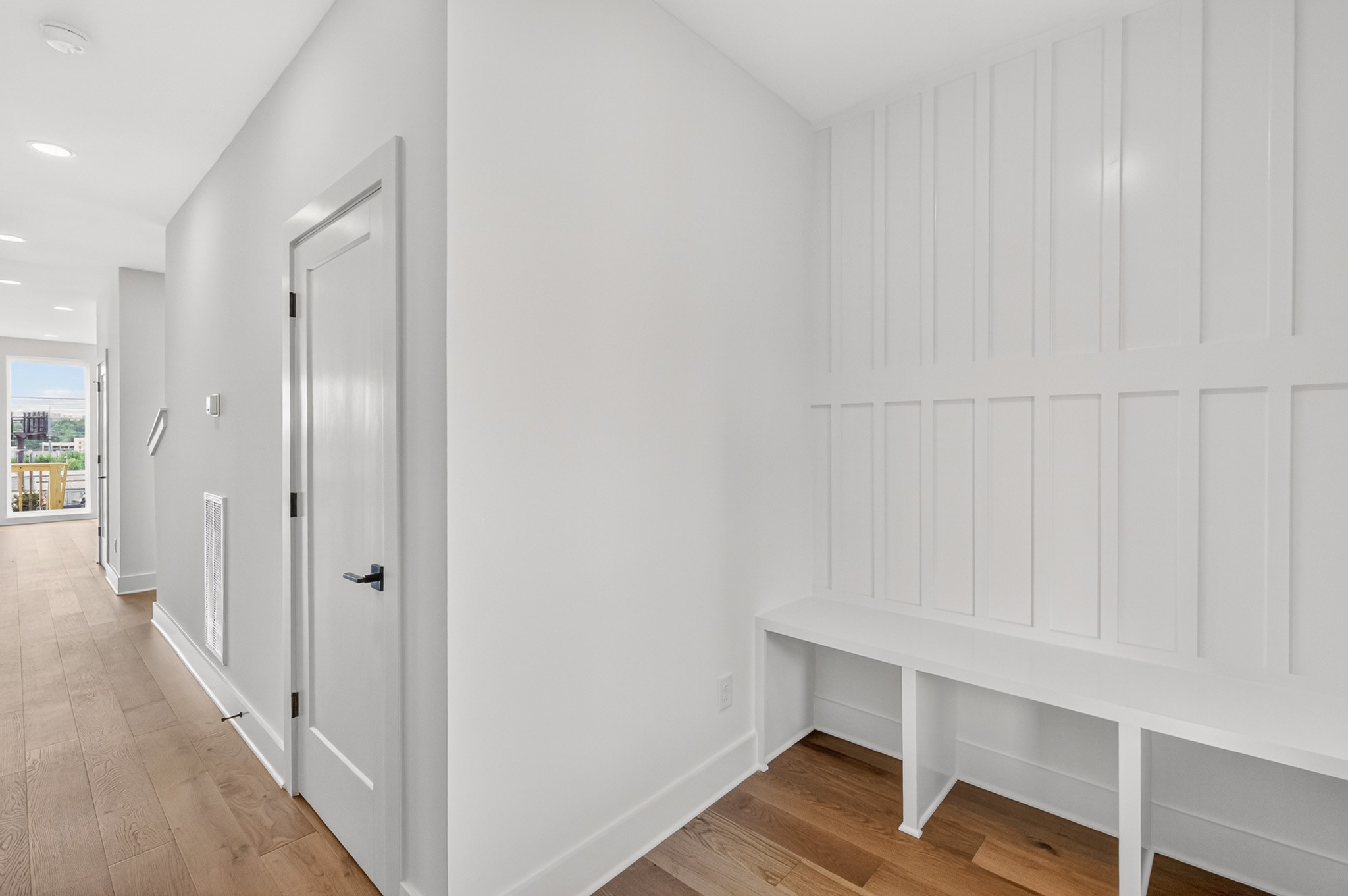 2801 Delaware Ave, Nashville, TN 37209