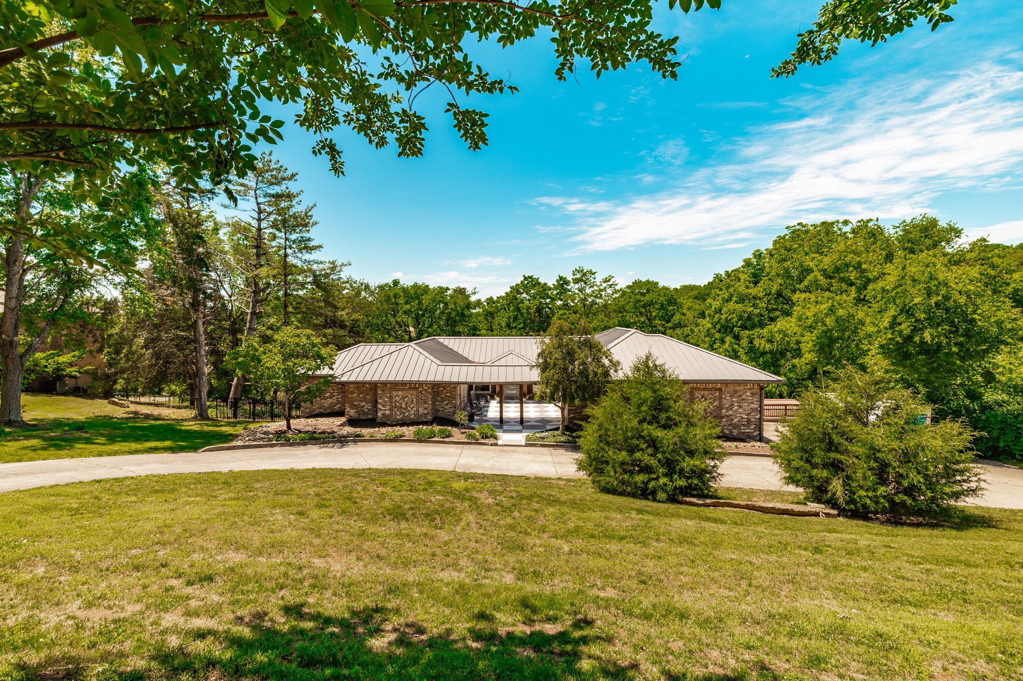 4237 Warren Rd, Franklin, TN 37067