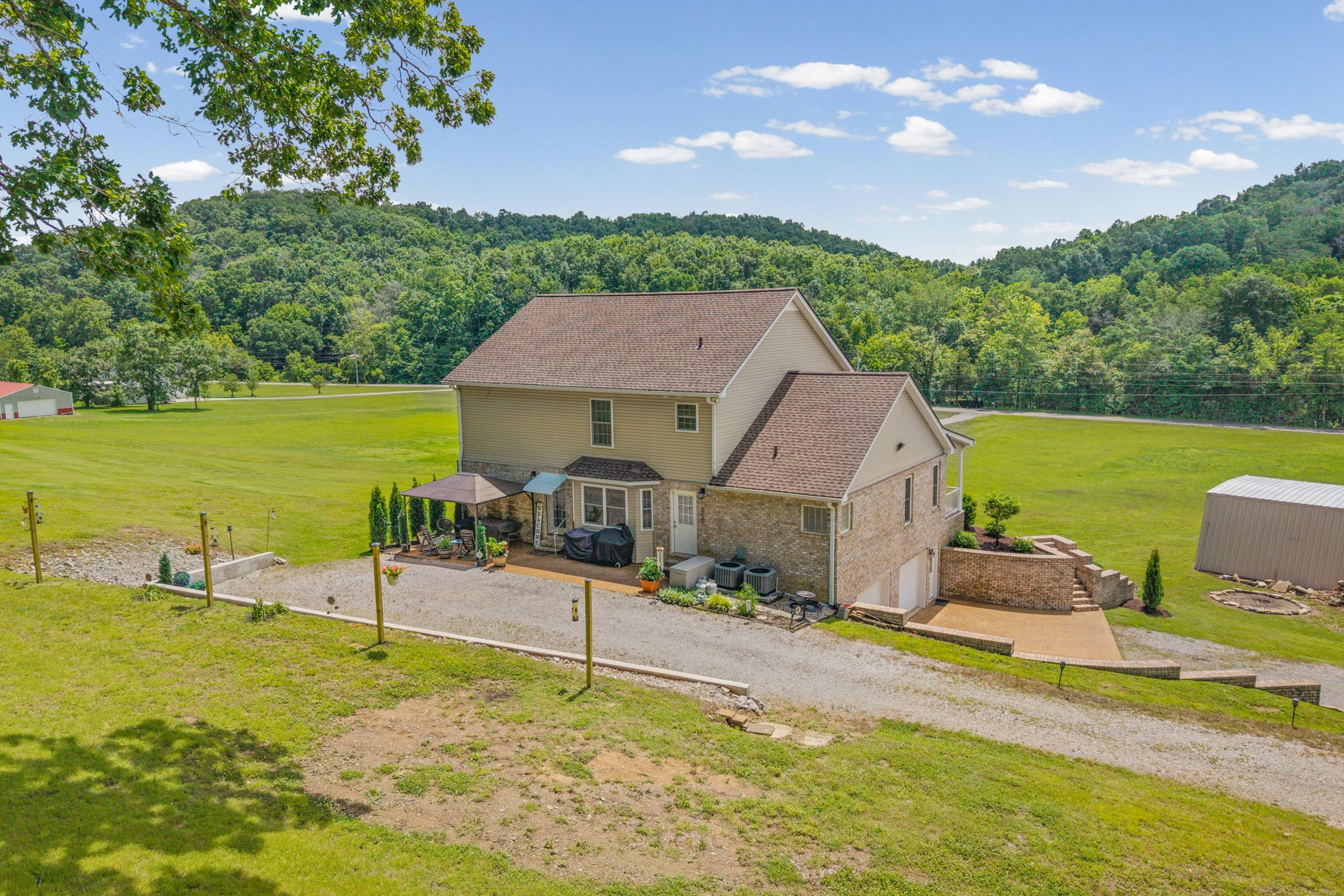 590A Lindsey Hollow Rd, Gallatin, TN 37066