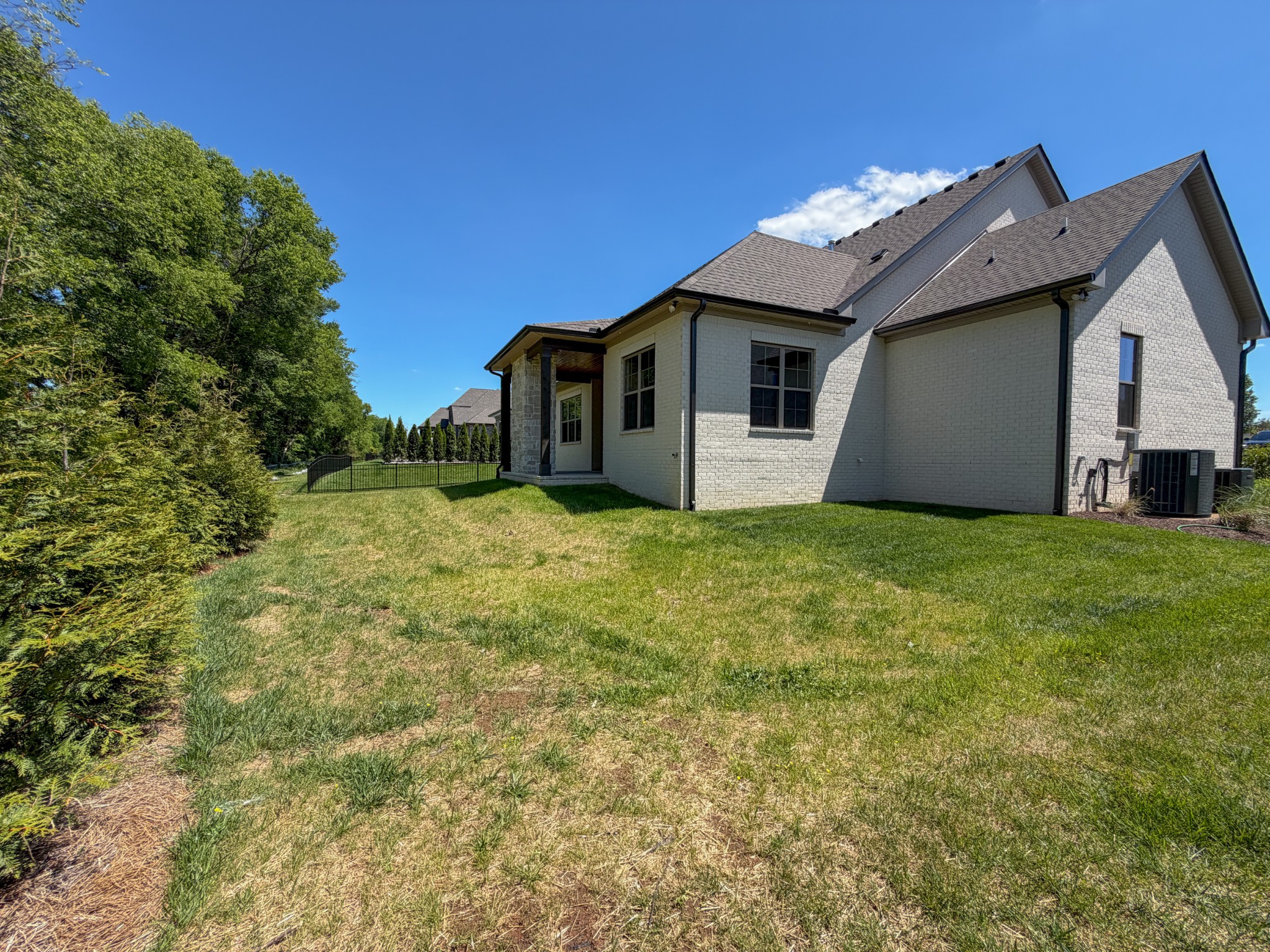 209 Bellsford Rd, Gallatin, TN 37066