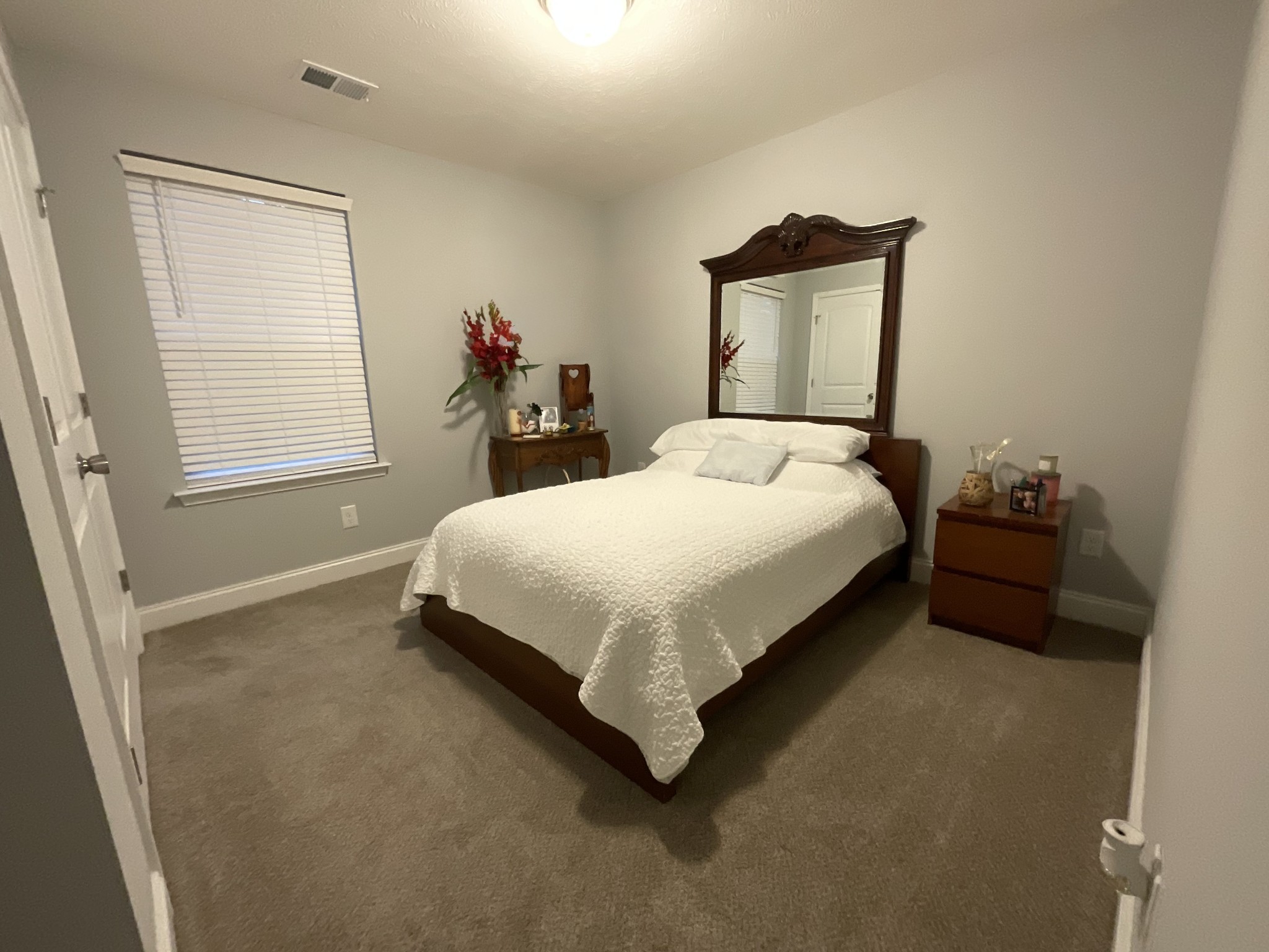 2718 Driftwood Dr, Springfield, TN 37172