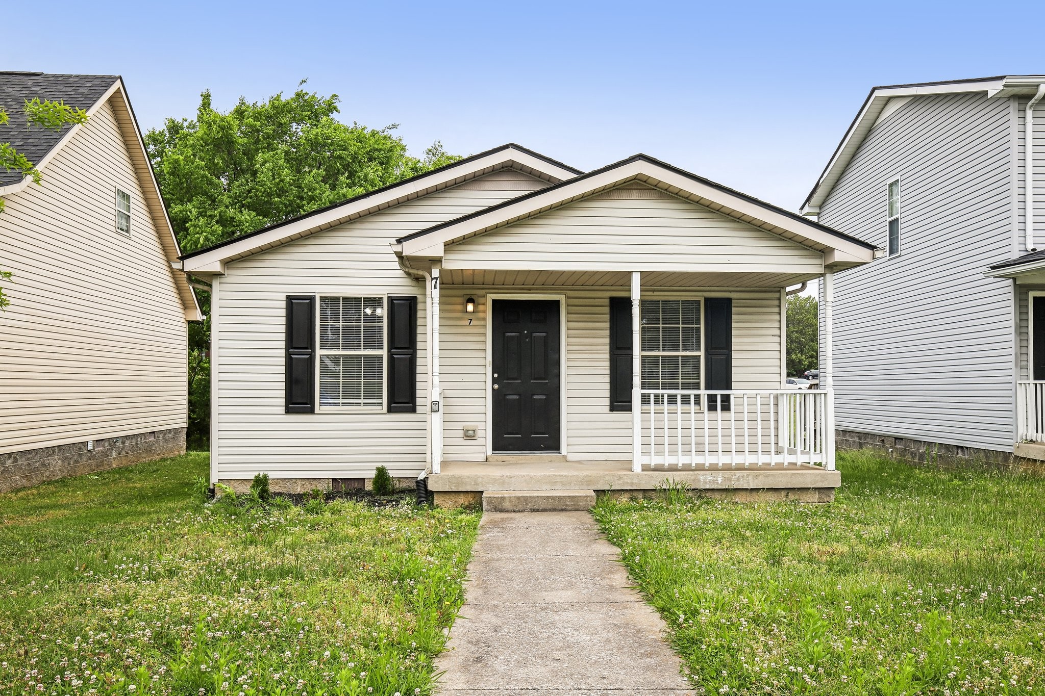 2607 Landrum Ct, Springfield, TN 37172