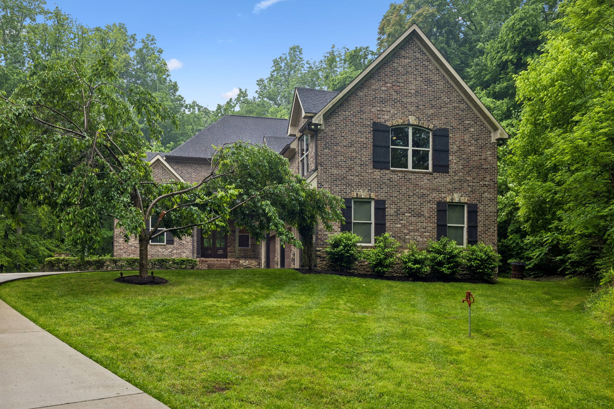 129 Timber Hills Rd, Hendersonville, TN 37075