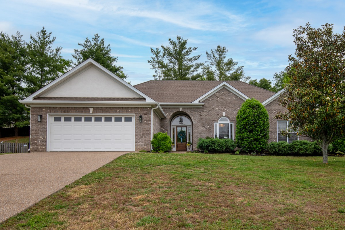 854 Loretta Dr, Goodlettsville, TN 37072