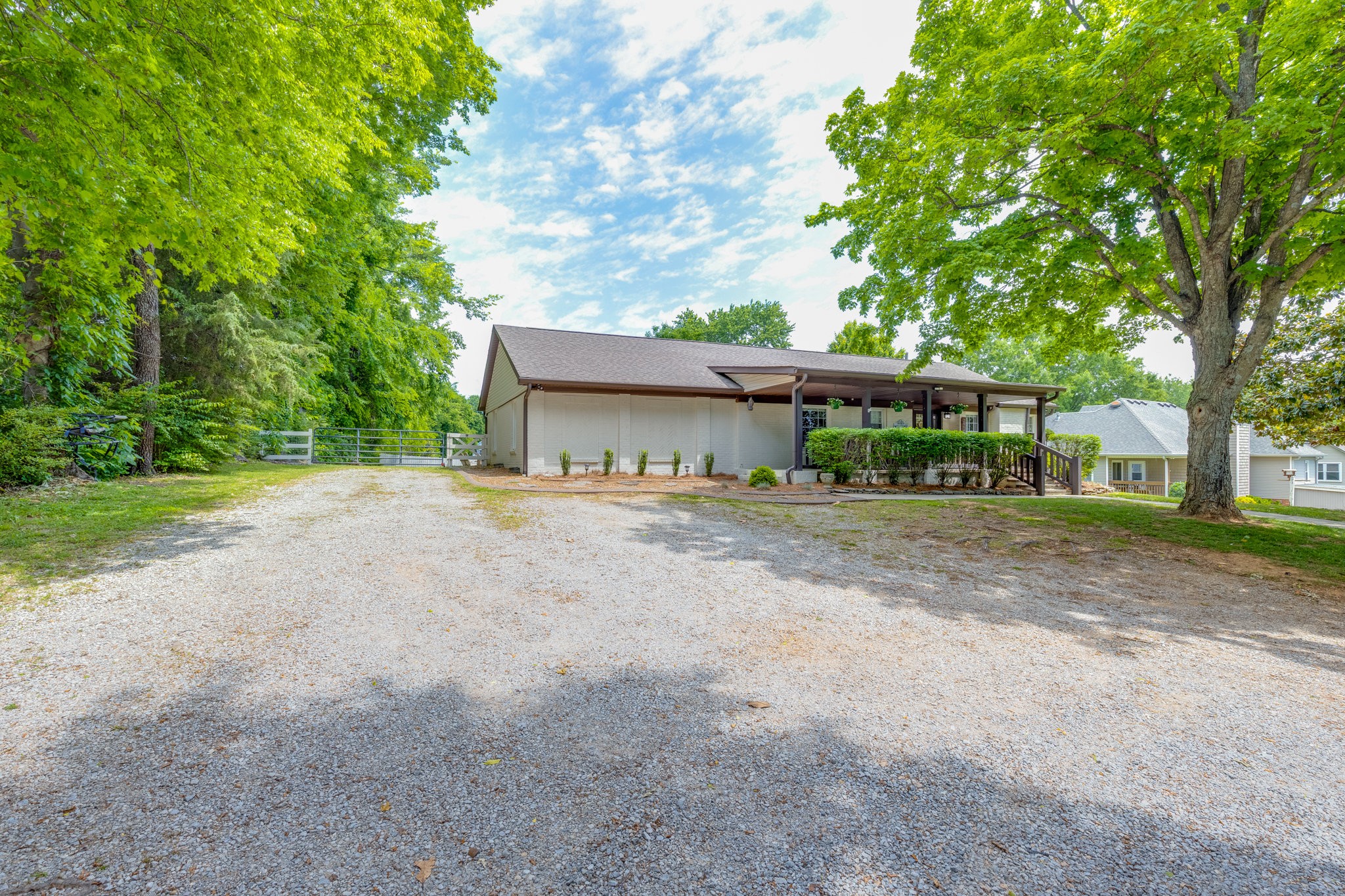 2864 Duplex Rd, Spring Hill, TN 37174