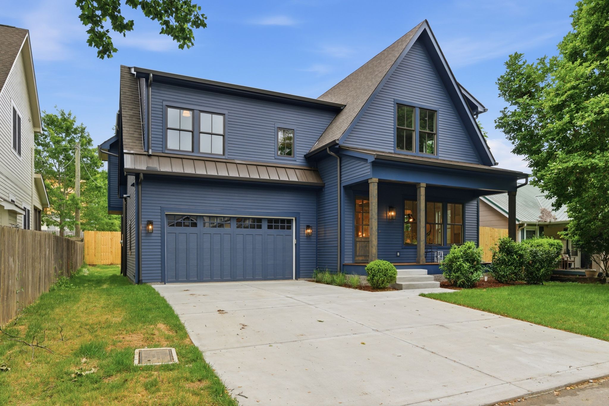 302 50th Ave N, Nashville, TN 37209