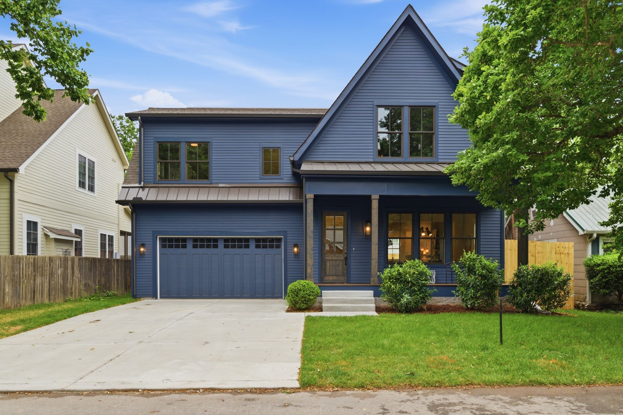 302 50th Ave N, Nashville, TN 37209