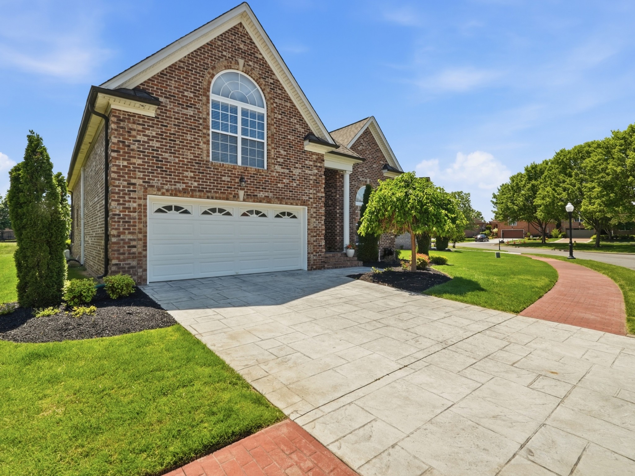 1145 Isaac Franklin Dr, Gallatin, TN 37066