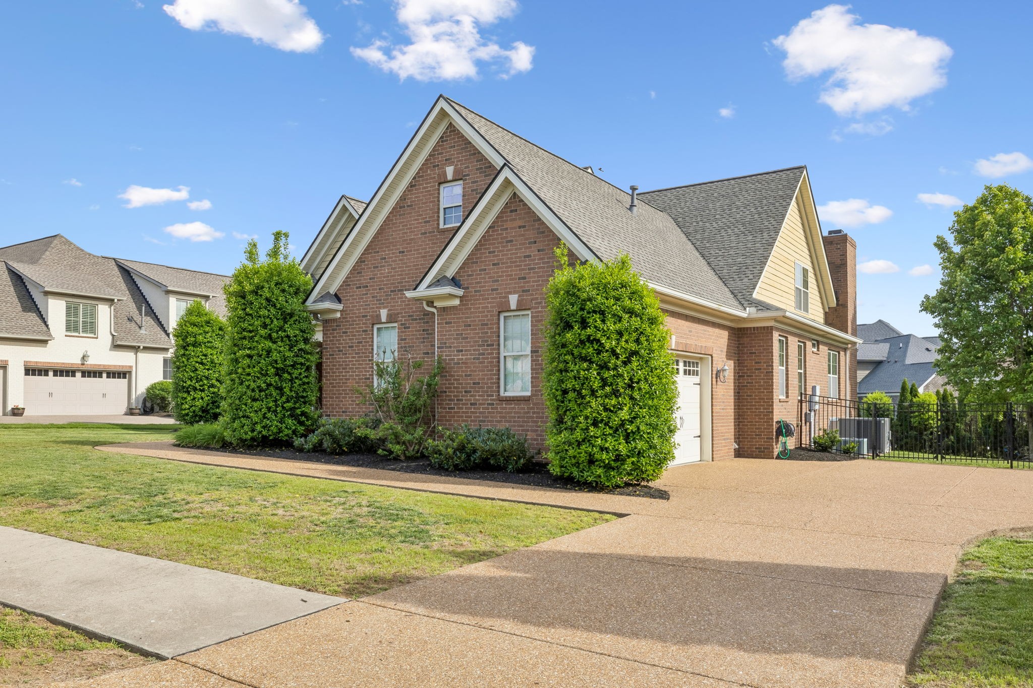 1067 Gadwall Cir, Hendersonville, TN 37075