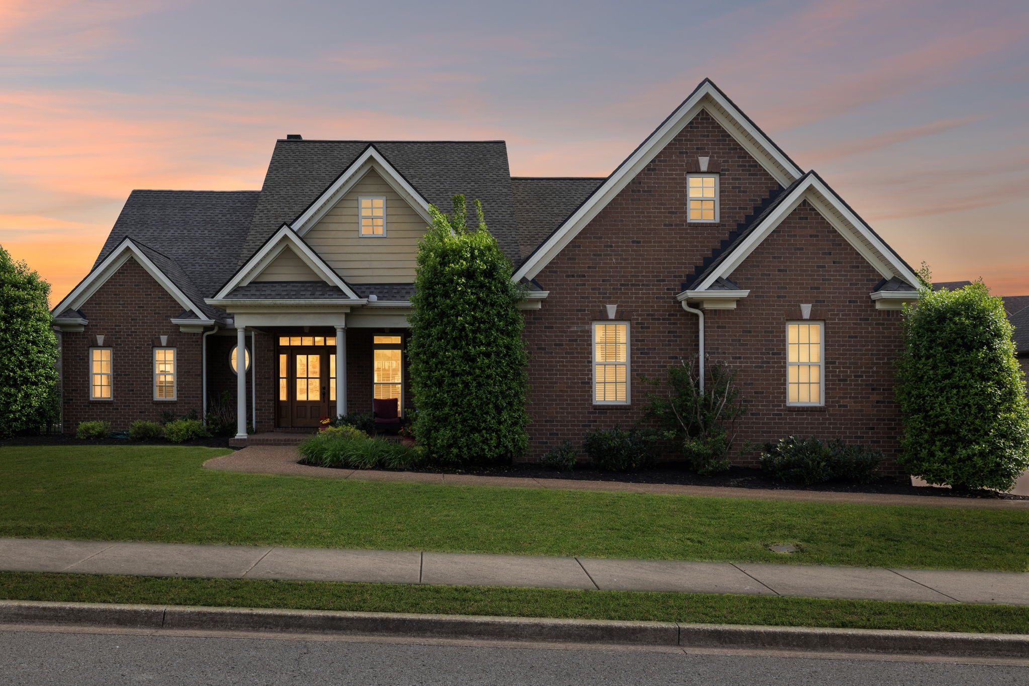 1067 Gadwall Cir, Hendersonville, TN 37075