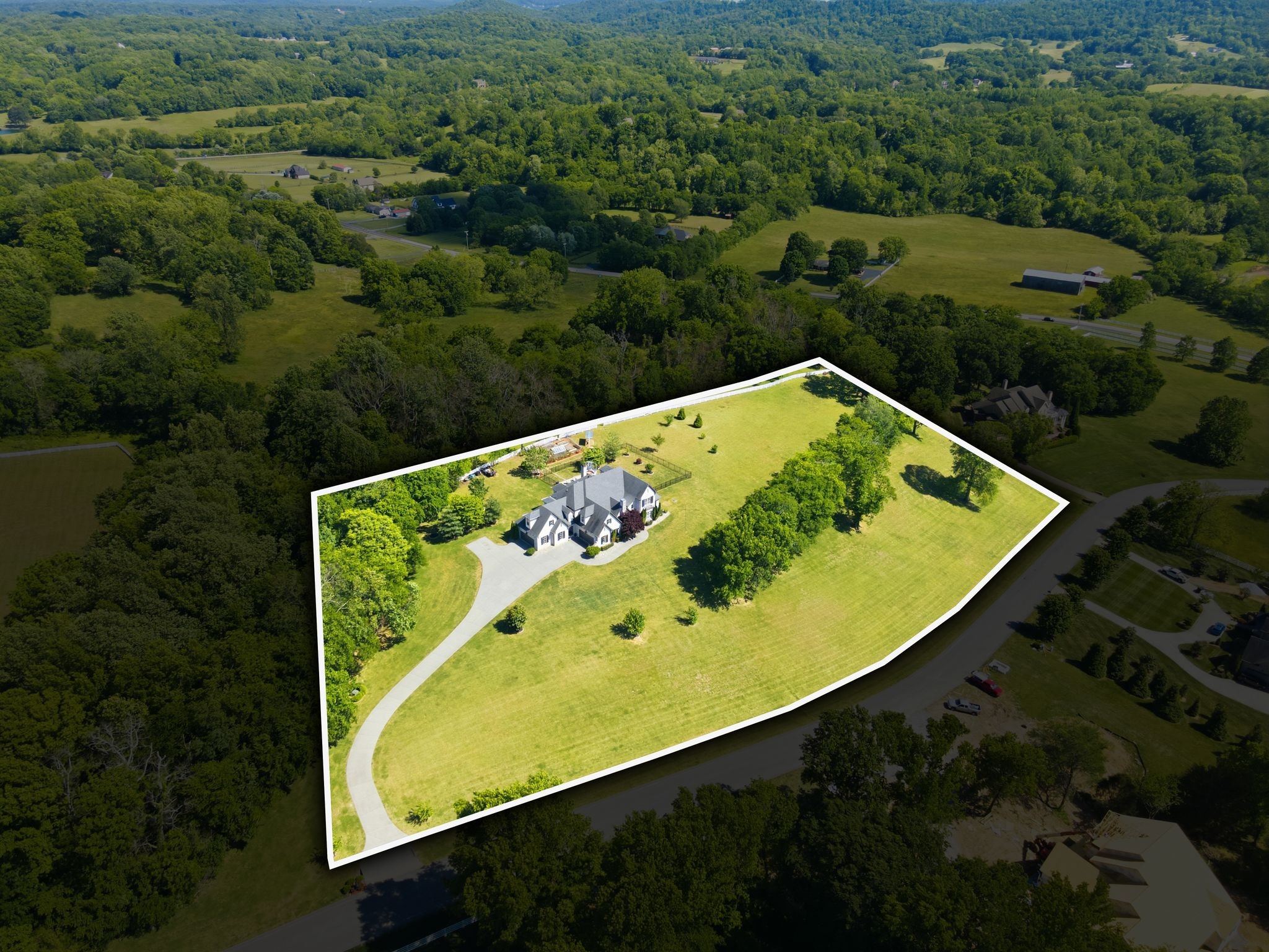 1159 Saddle Springs Dr, Thompsons Station, TN 37179