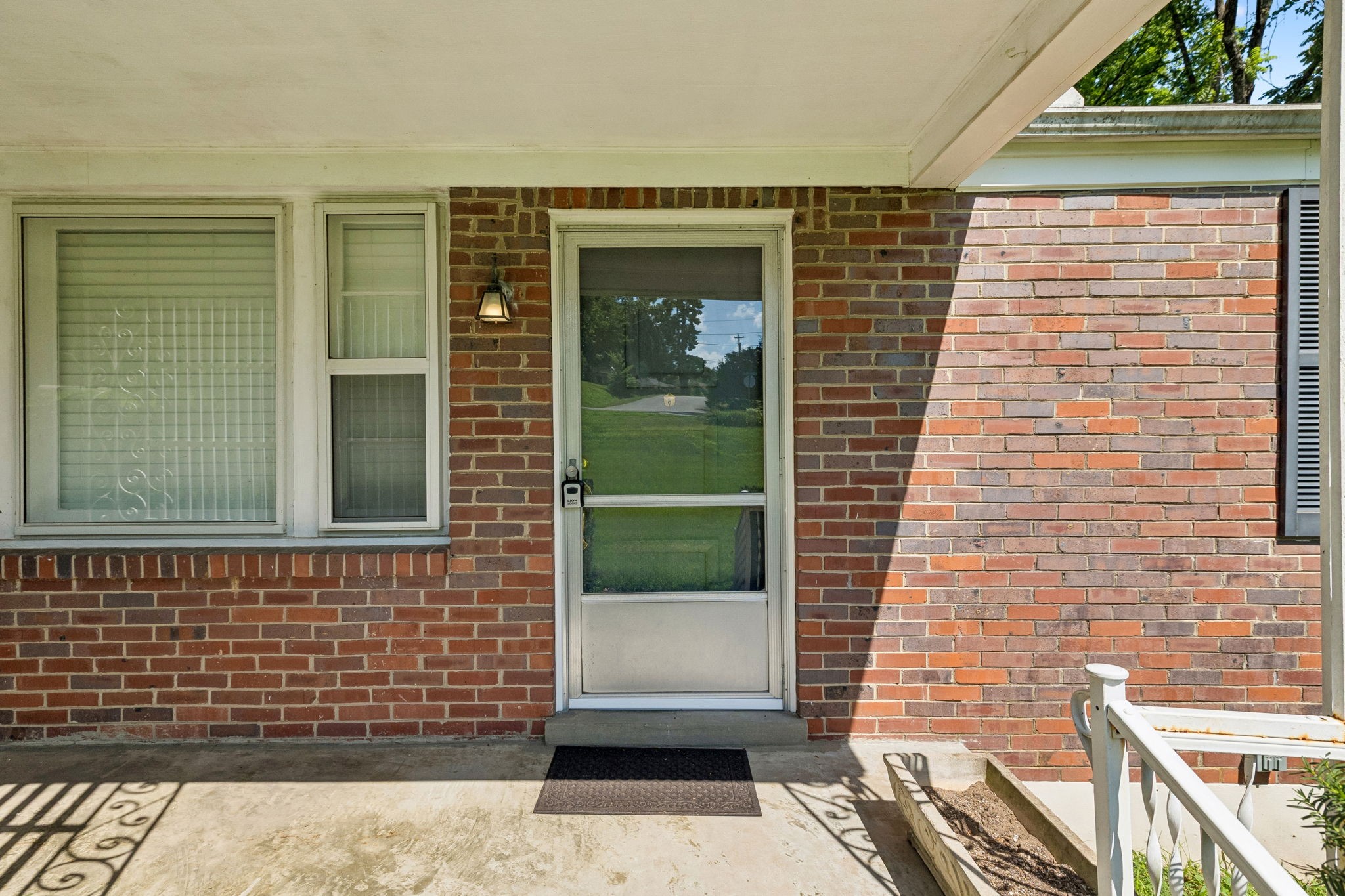 4846 Corning Dr, Nashville, TN 37211