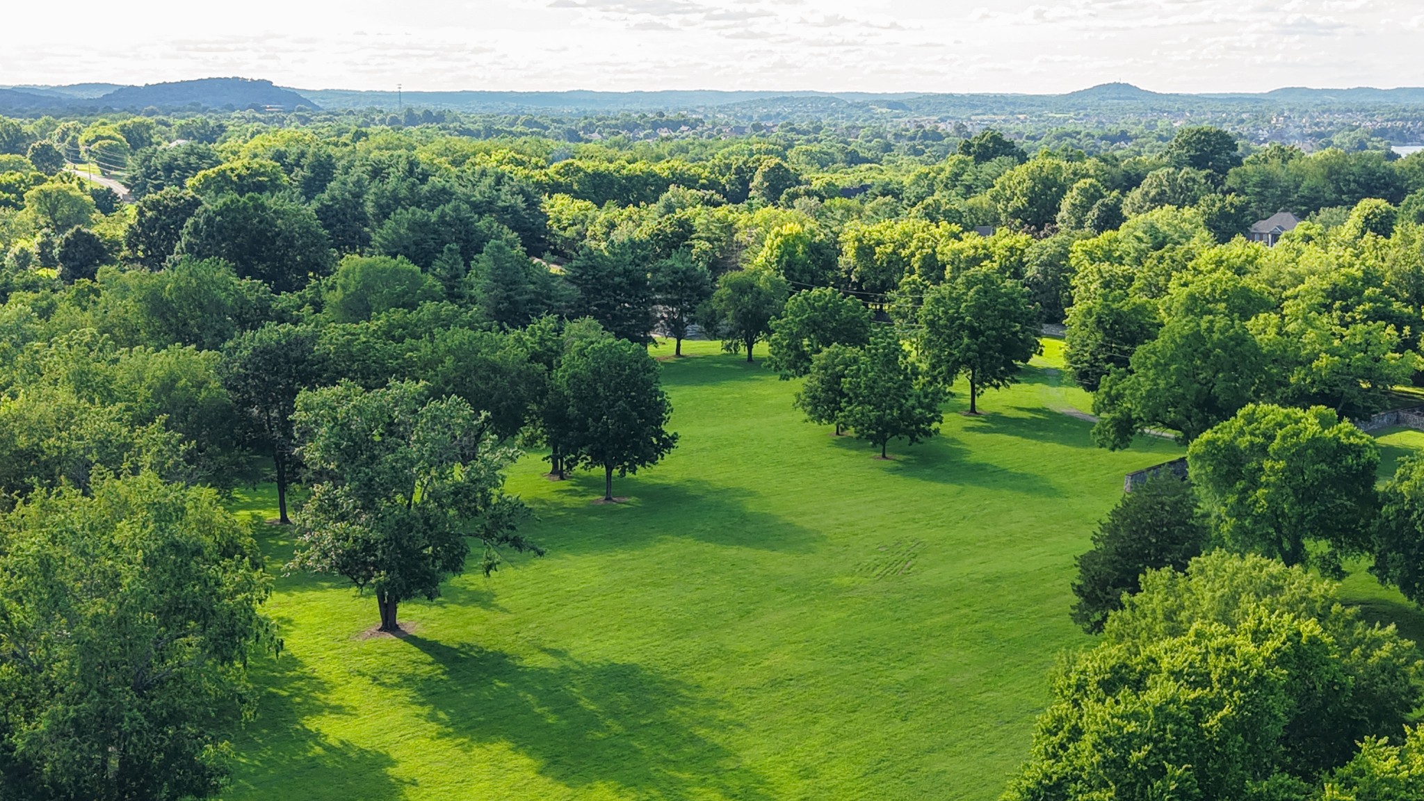 1089 Bradley Rd, Gallatin, TN 37066