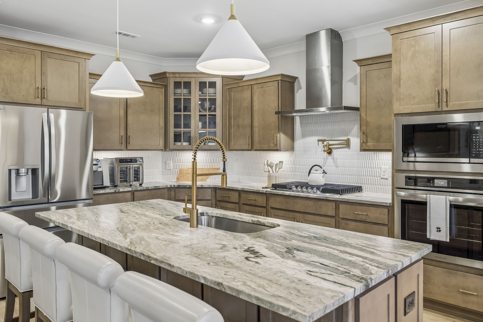837 Odell Dr, White House, TN 37188