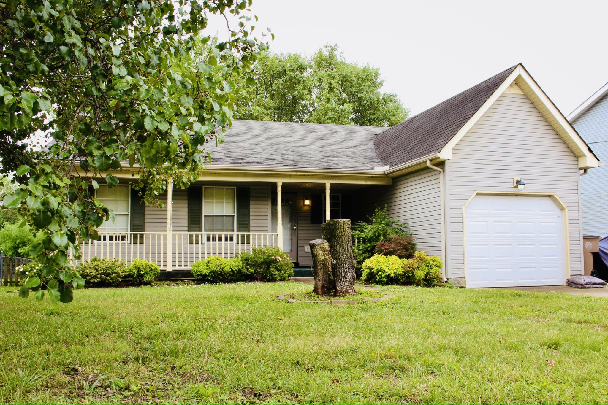 4816 Peppertree Dr, Antioch, TN 37013