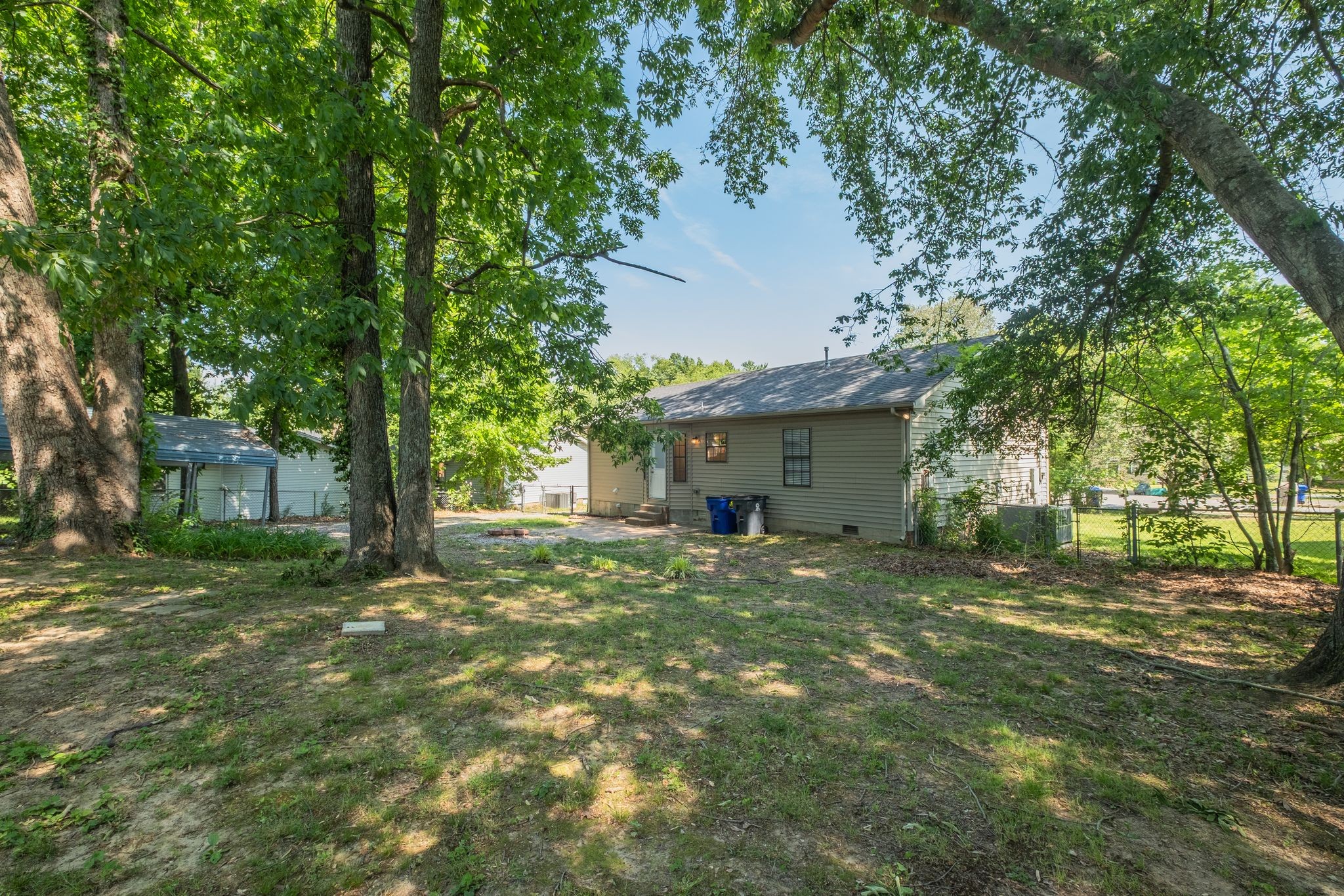 308 Oakdale Dr, White House, TN 37188