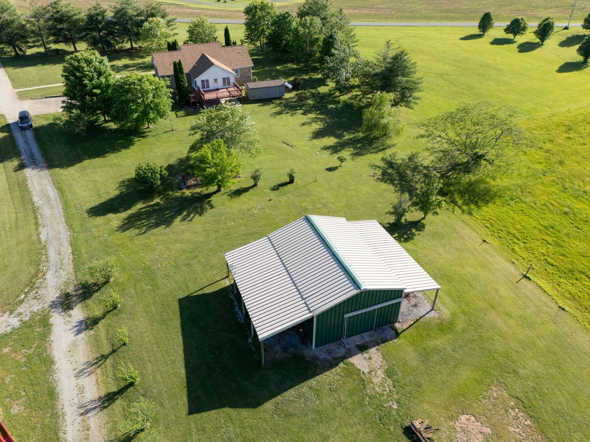 134 N Harris Rd, Portland, TN 37148