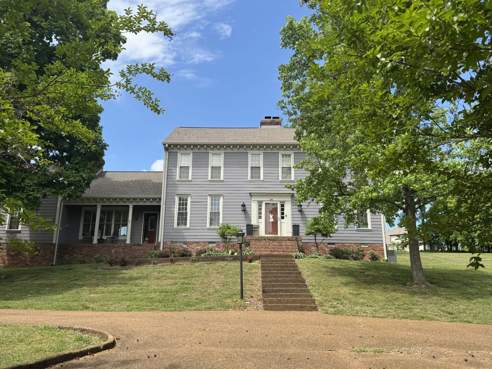 185 Clifftop Dr, Hendersonville, TN 37075
